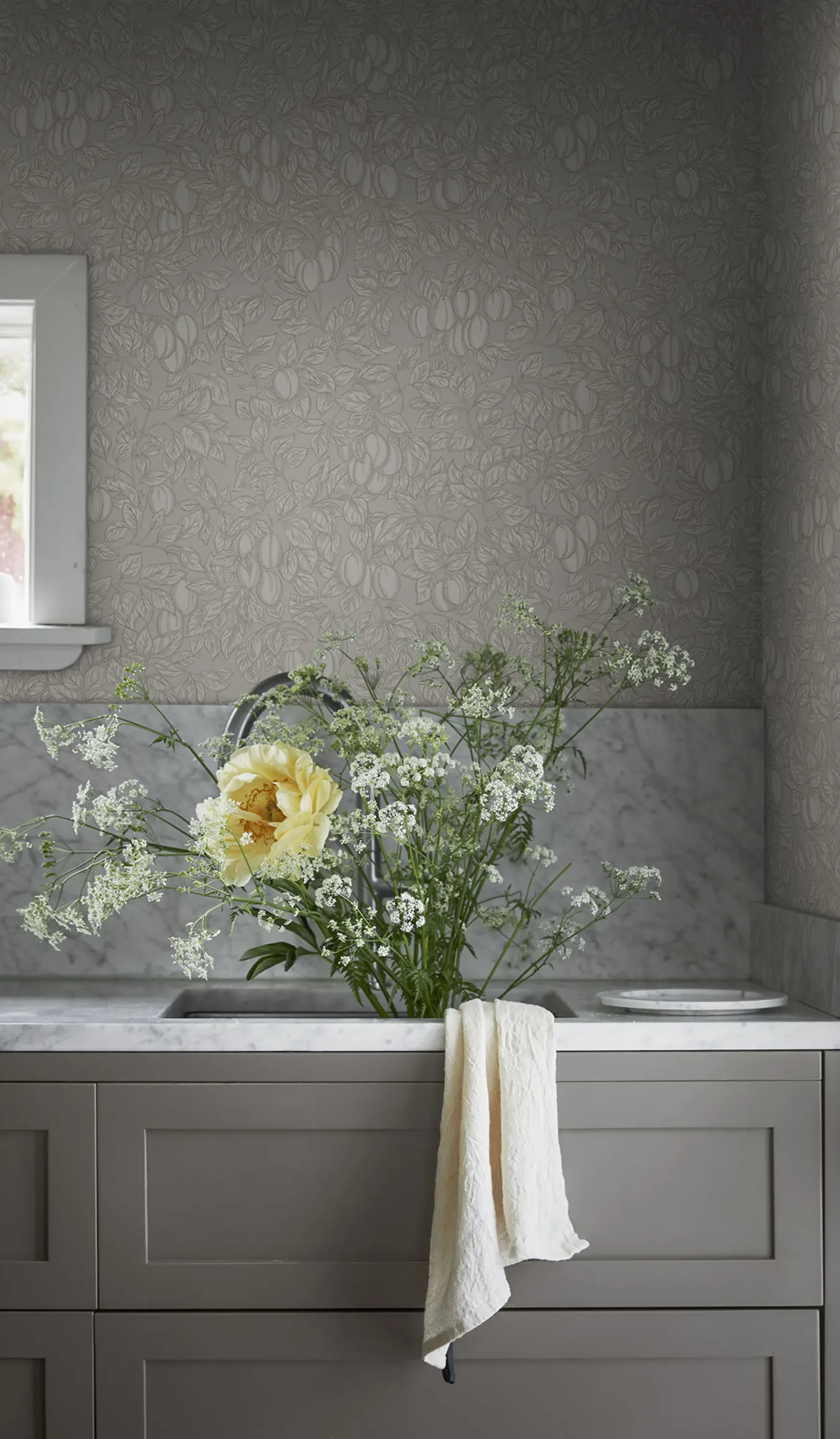 Sandberg Emrik in Sandstone wallpaper (839-31)