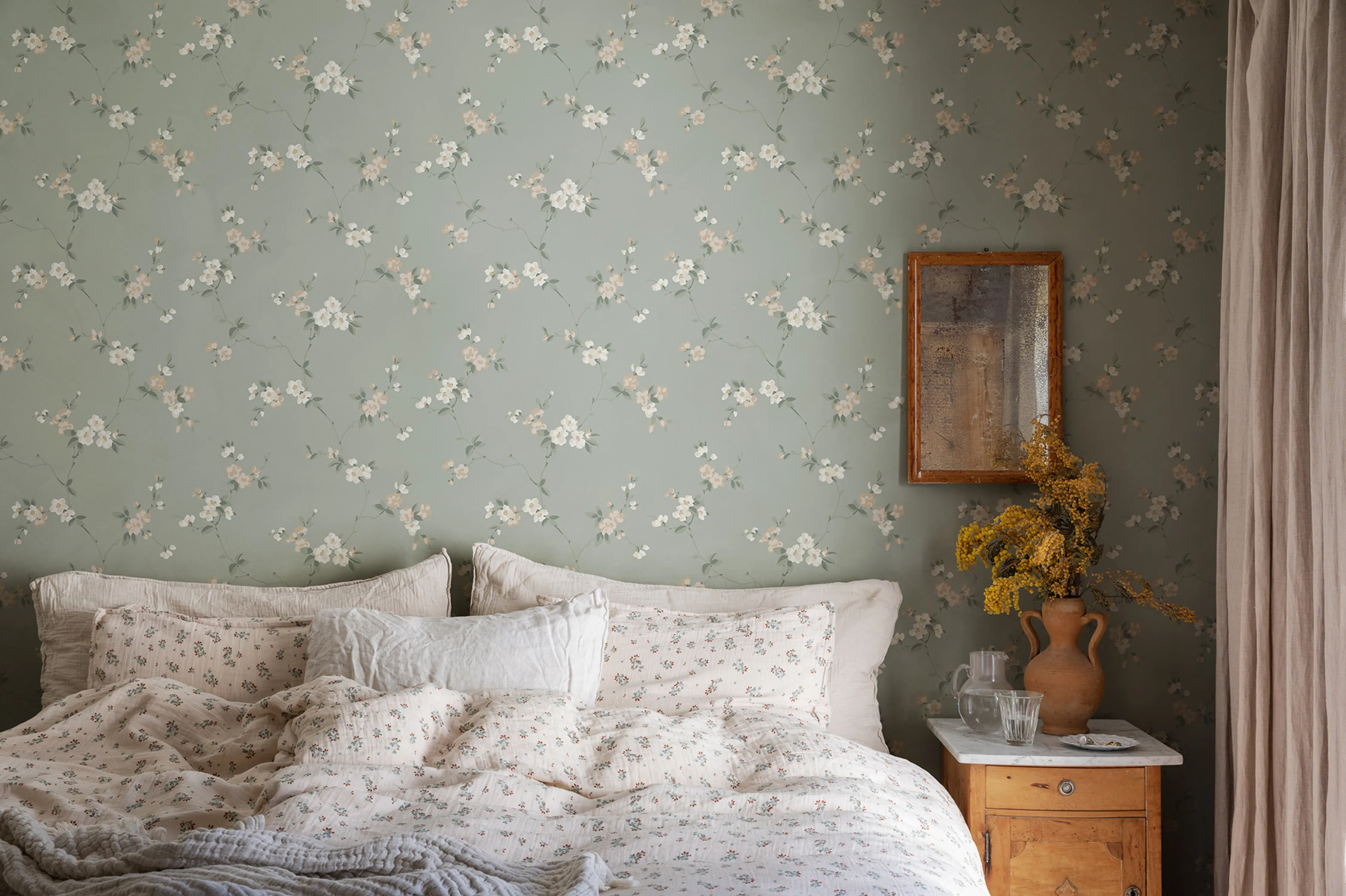 Sandberg Engla in Sage Green wallpaper (S10188)