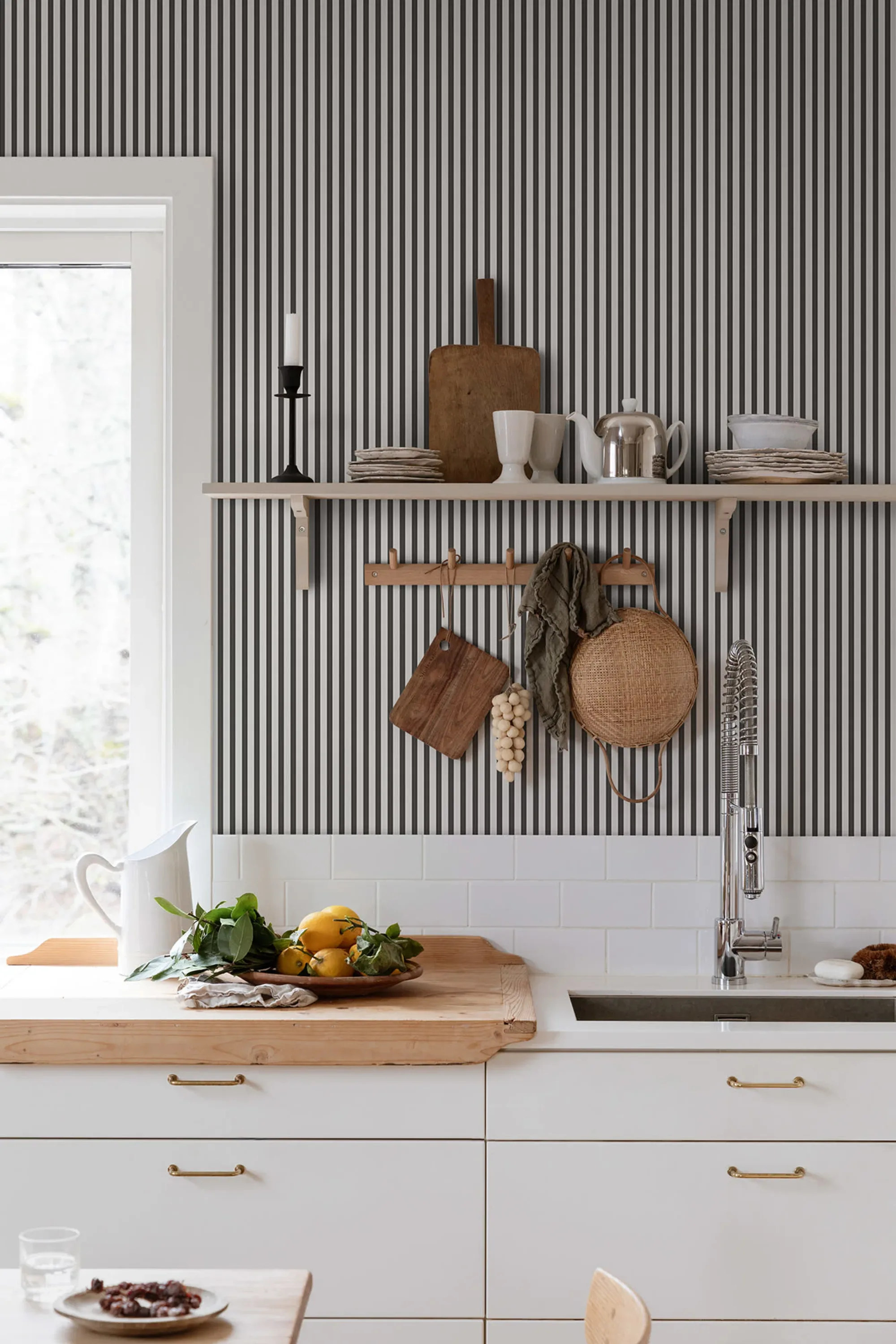 Sandberg Estelle in Graphite wallpaper (826-81)