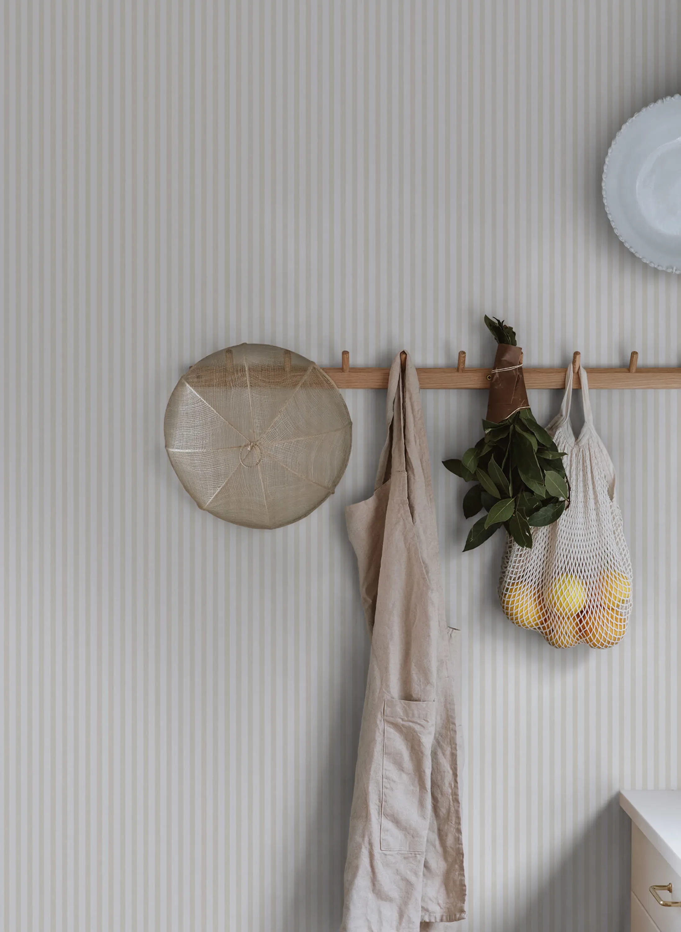 Sandberg Estelle in Sandstone wallpaper (826-09)