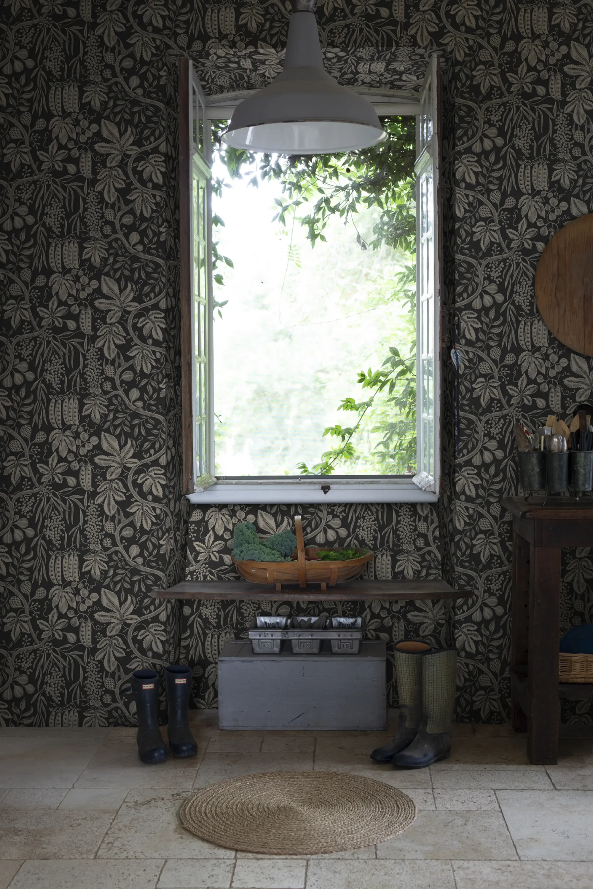 Sandberg Fig Garden in Charcoal wallpaper (S10257)