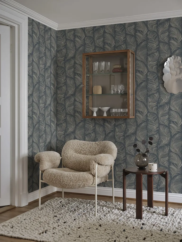 Sandberg Grace in Midnight Blue wallpaper (S10339)
