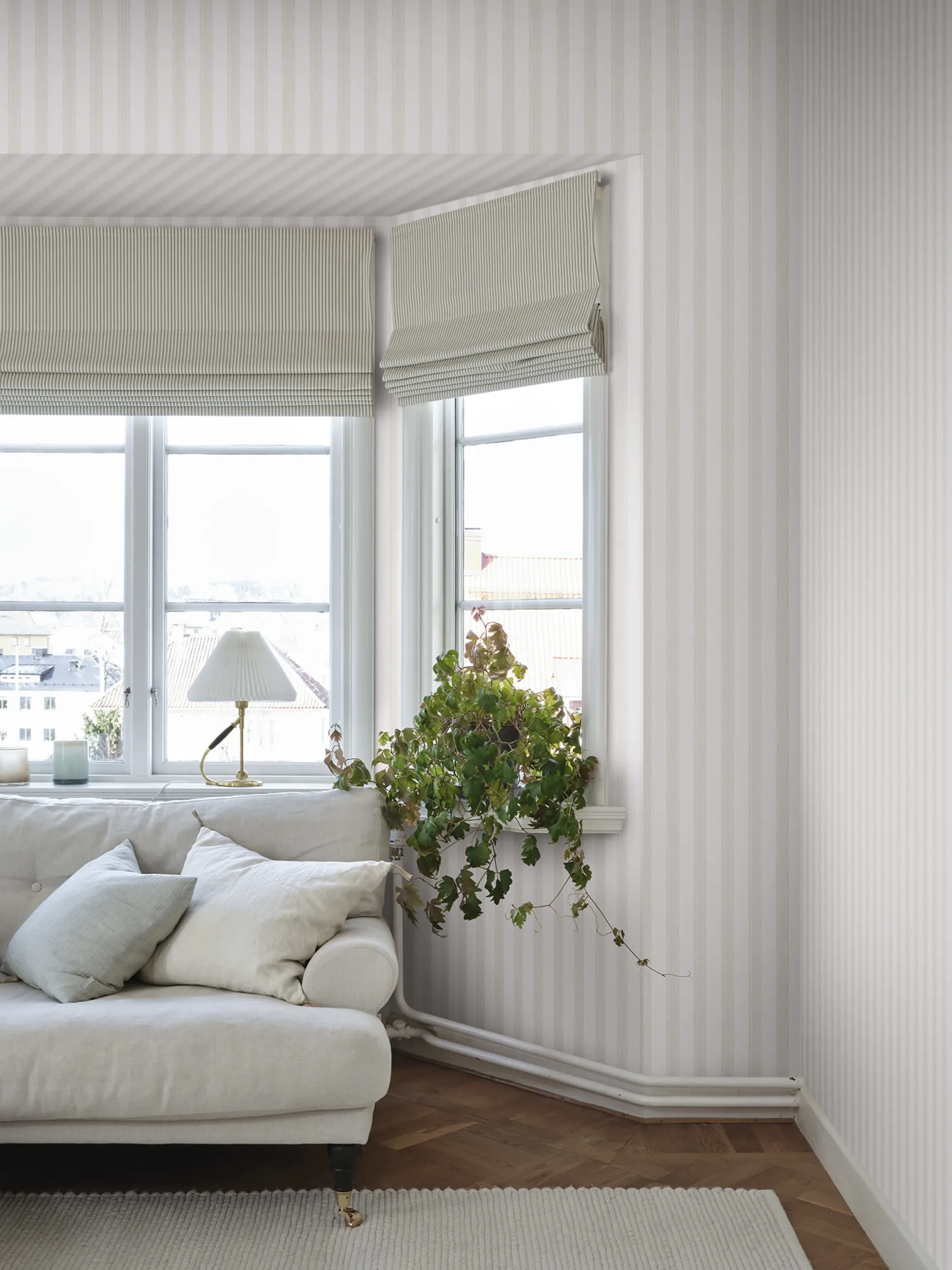 Sandberg Gustav in Light Gray wallpaper (101-21)