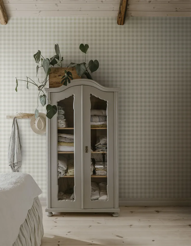 Sandberg Harry in Spring Green wallpaper (S10502)