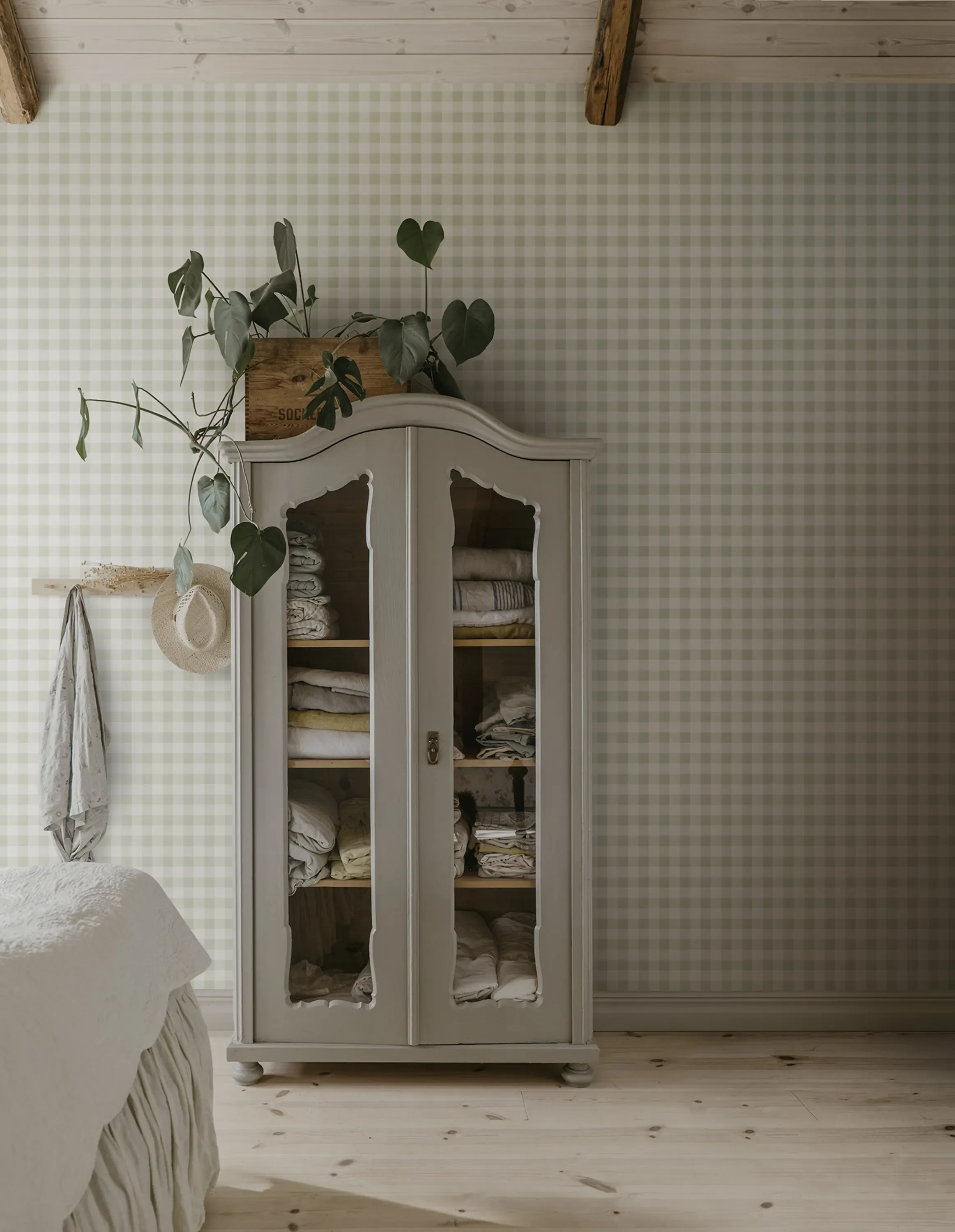 Sandberg Harry in Spring Green wallpaper (S10502)