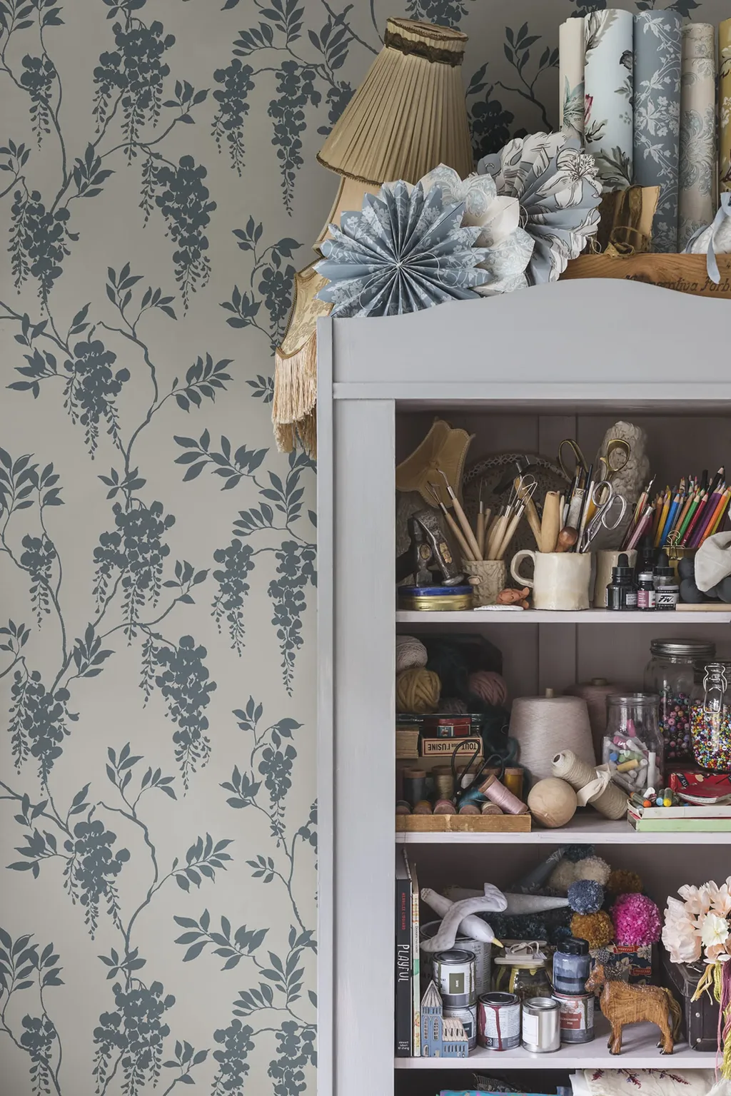 Sandberg Hedvig in Petrol wallpaper (833-56)