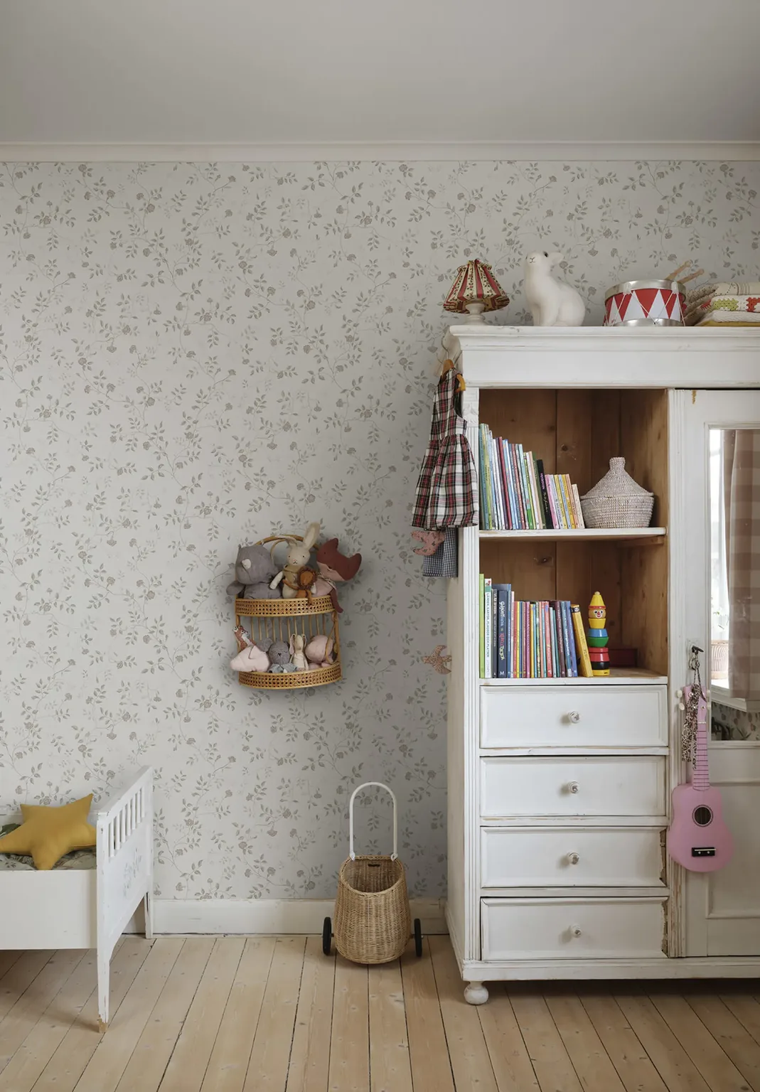Sandberg Henny in Pastel wallpaper (840-11)