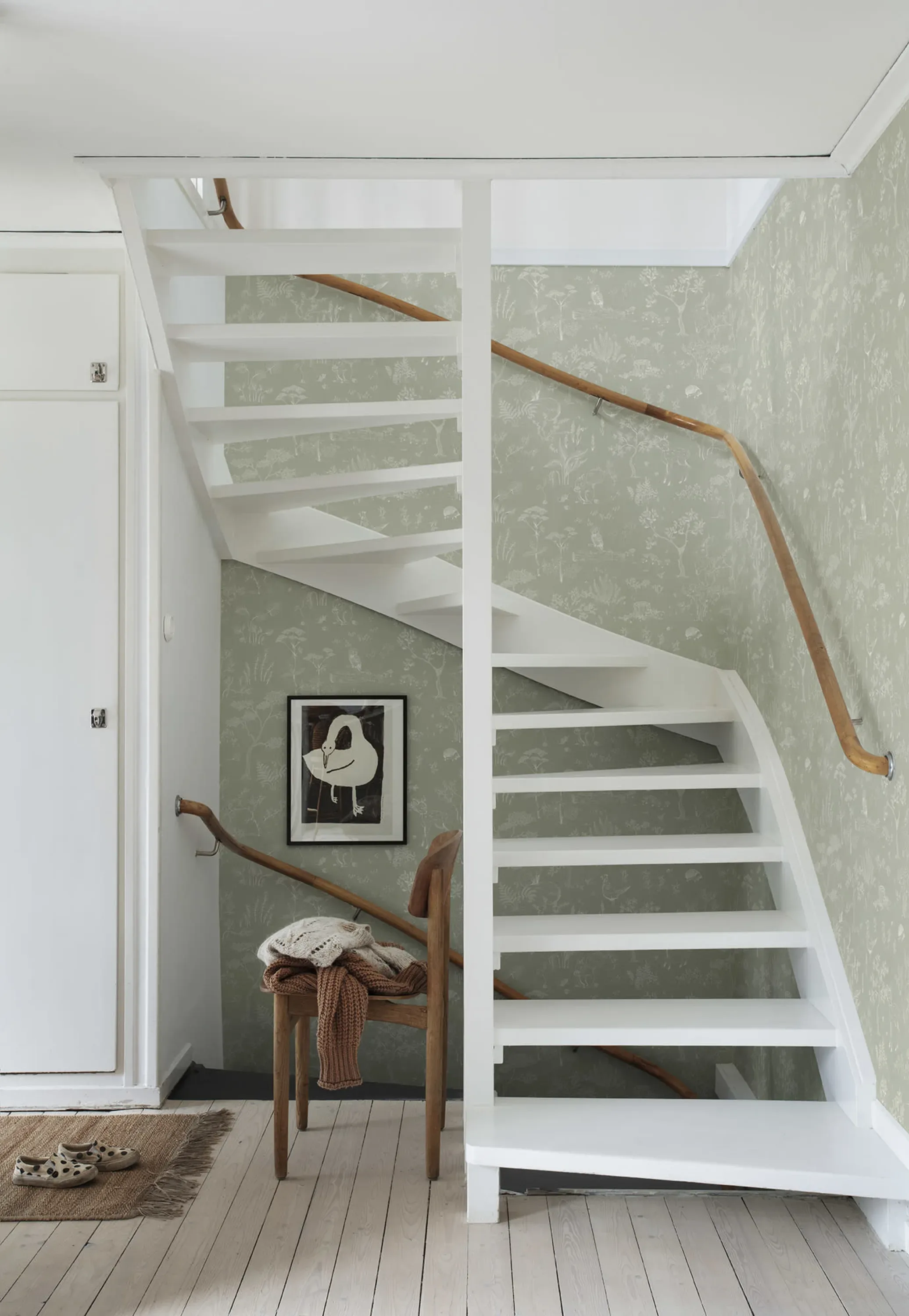 Sandberg Hollie in Pistachio wallpaper (232-38)