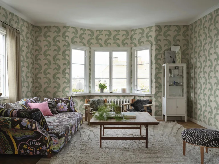 Sandberg Jasmine in Garden Green wallpaper (S10439)