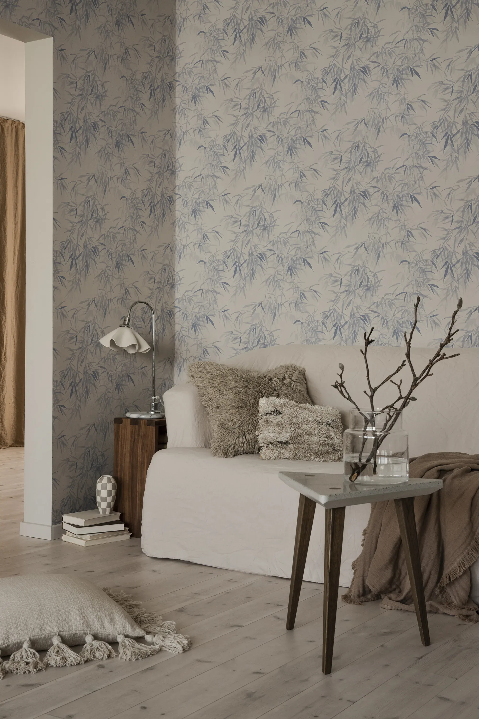 Sandberg Jon in Indigo Blue wallpaper (S10115)