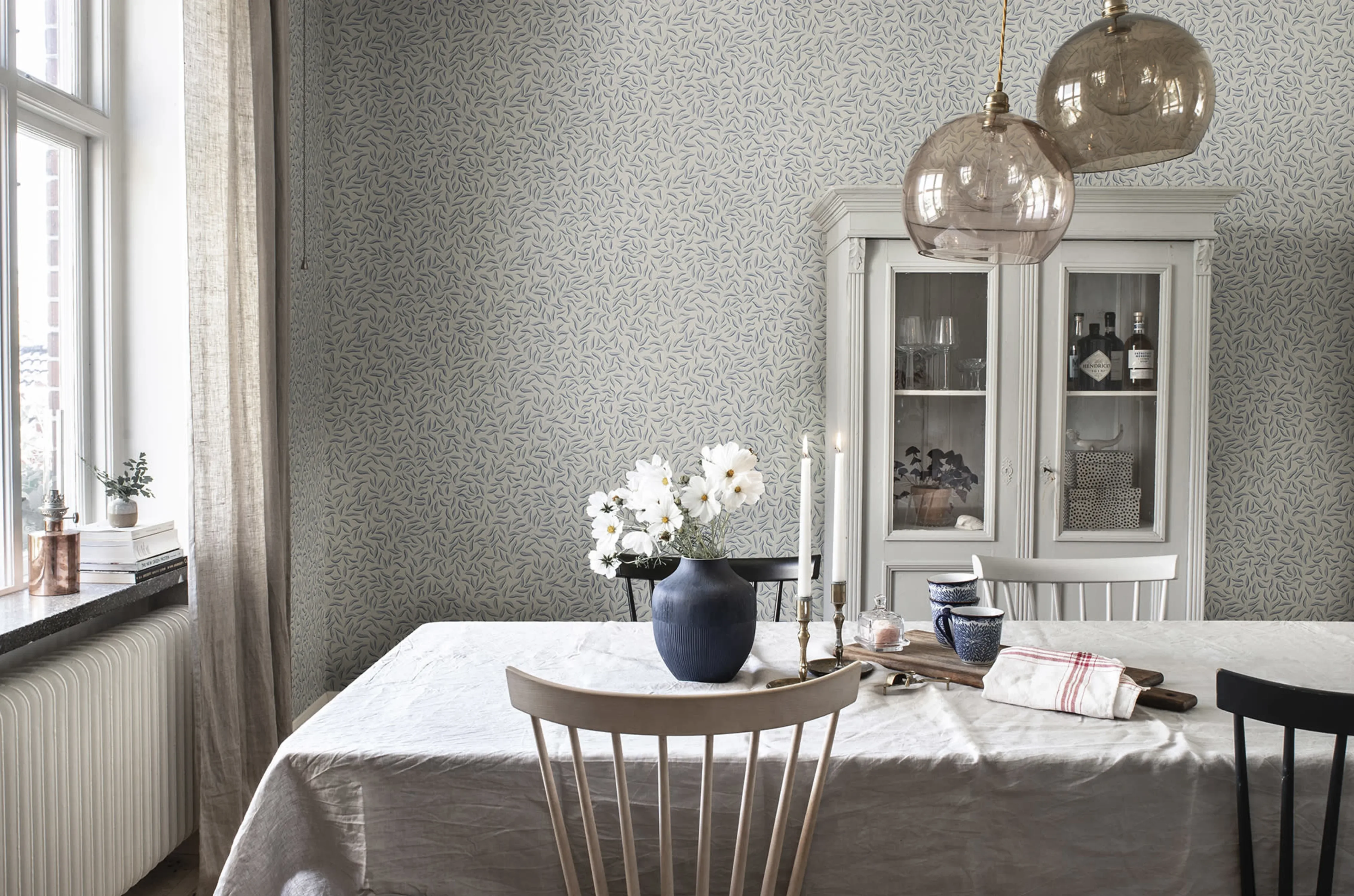 Sandberg Karolina in Blue wallpaper (807-56)