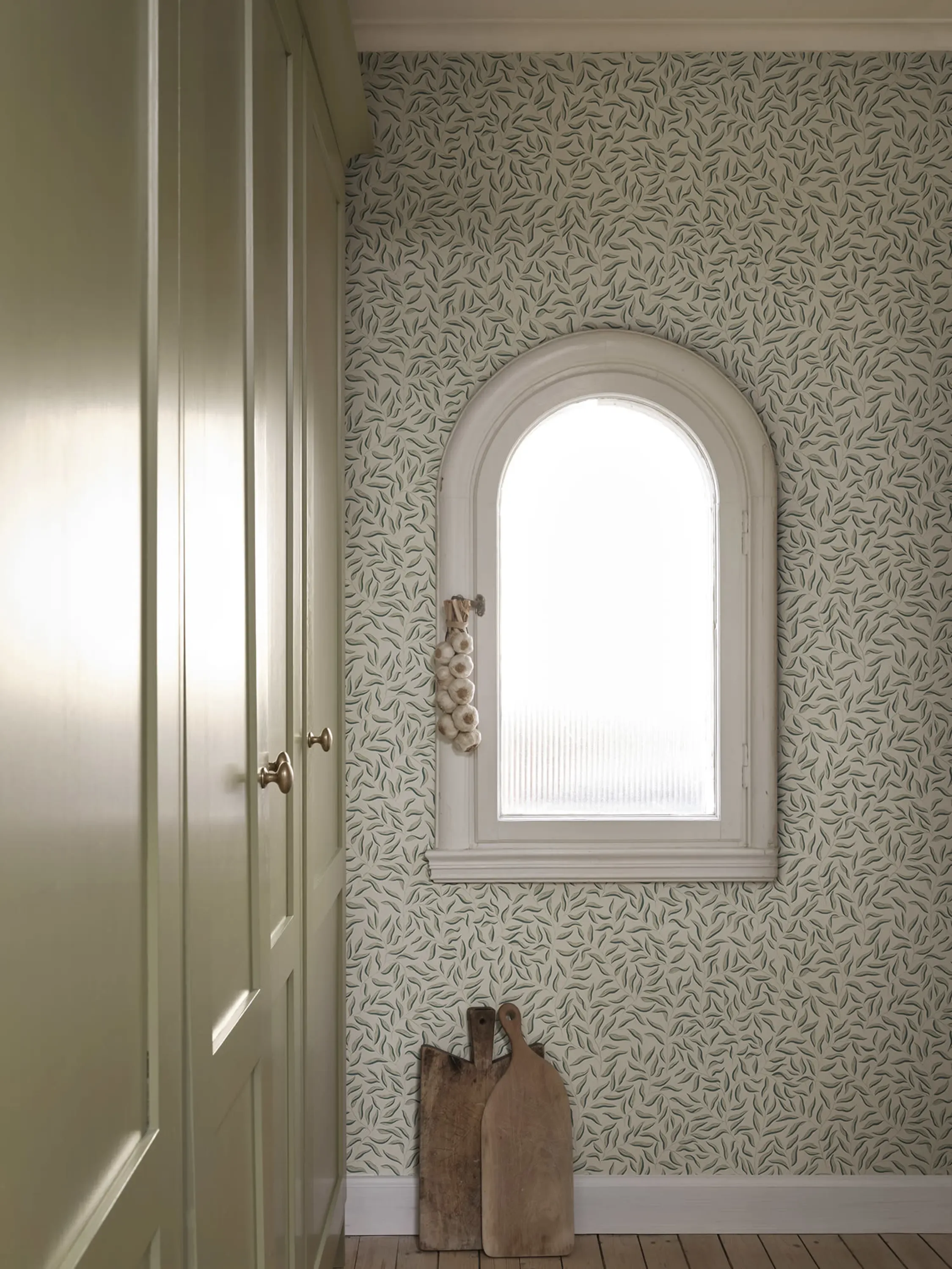 Sandberg Karolina in Green wallpaper (807-38)