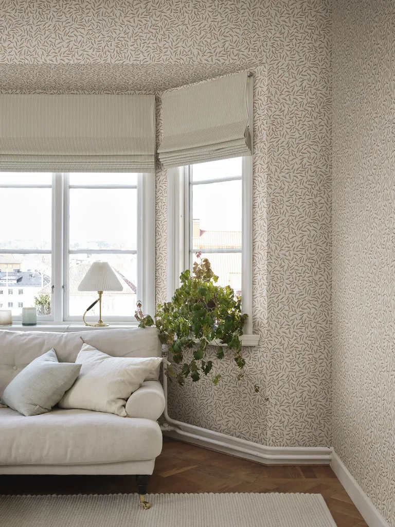Sandberg Karolina in Hazel wallpaper (S10387)