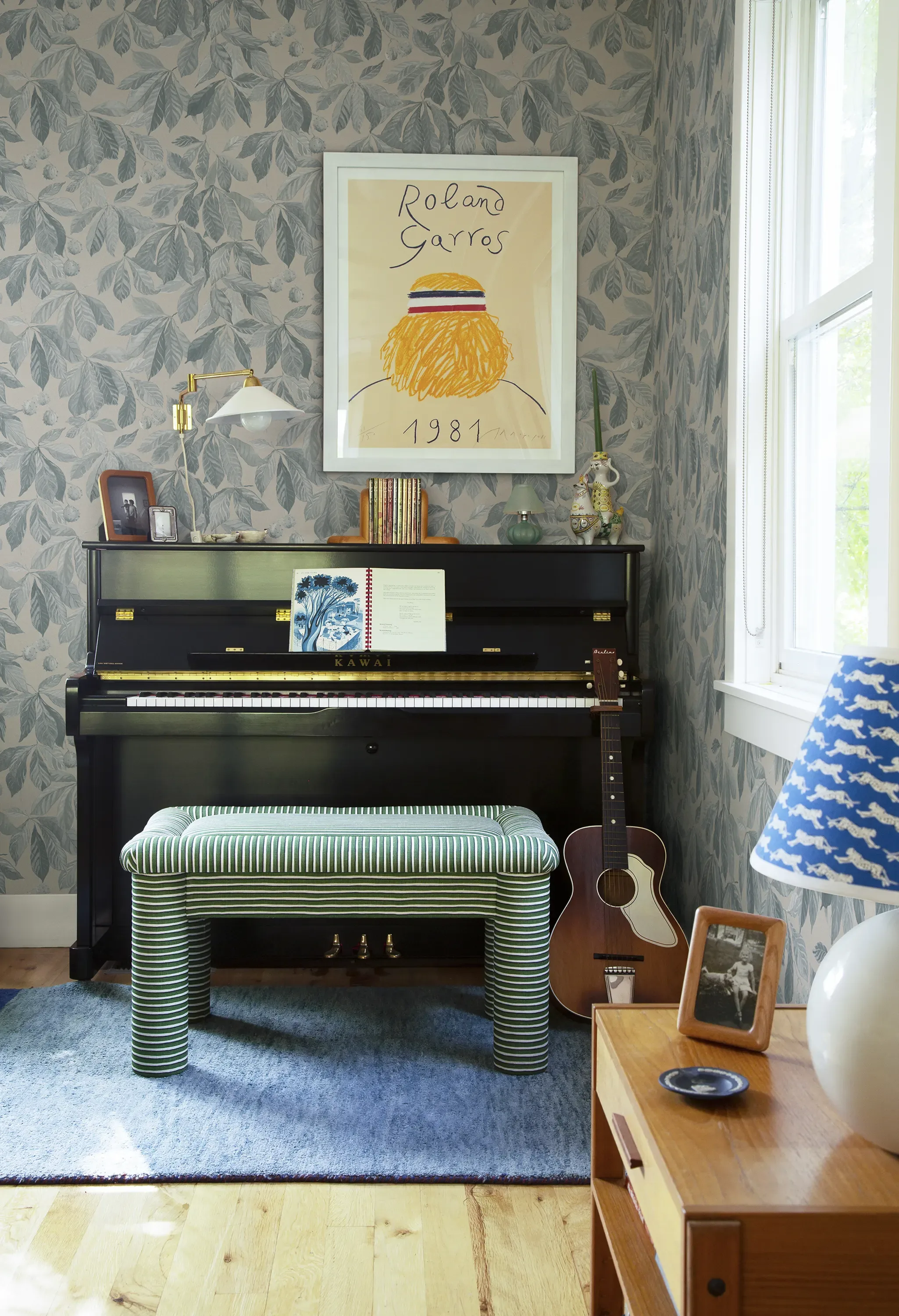 Sandberg Kersti in Soft Blue wallpaper (S10145)