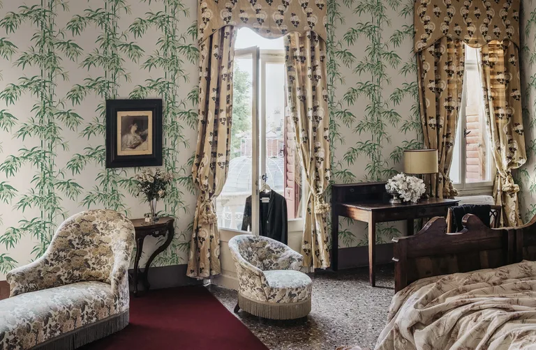 Sandberg Leon in Garden Green wallpaper (S10443)