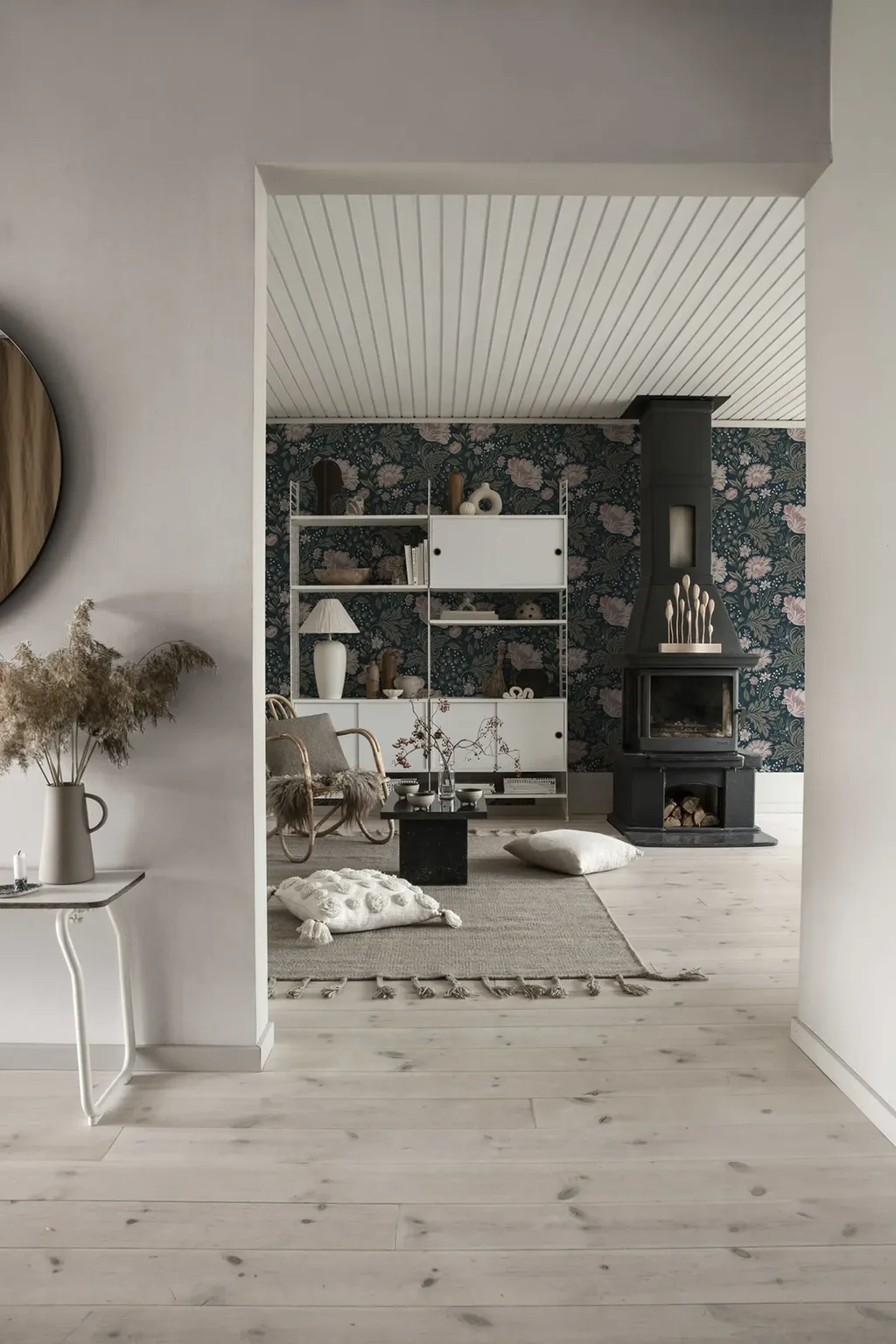 Sandberg Linne in Blush wallpaper (S10283)