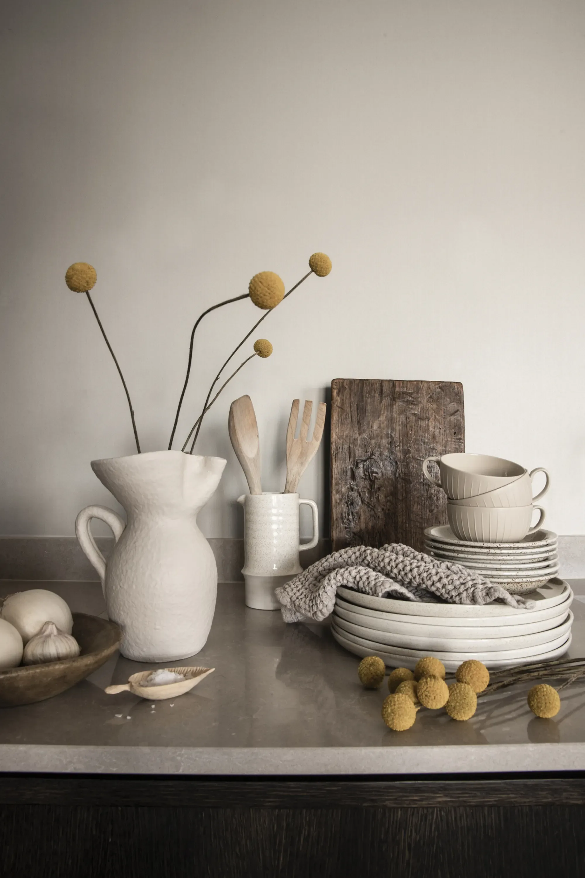 Sandberg Linne in White wallpaper (S10281)