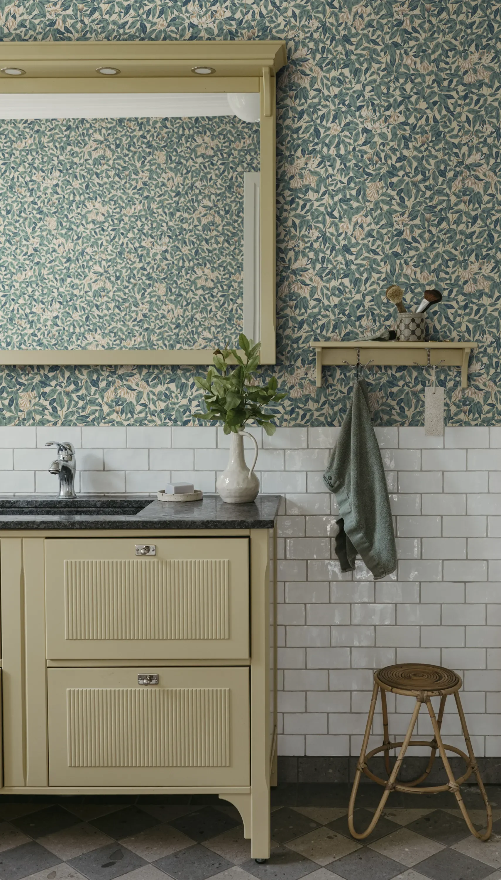 Sandberg Linnea in Blue wallpaper (S10558)