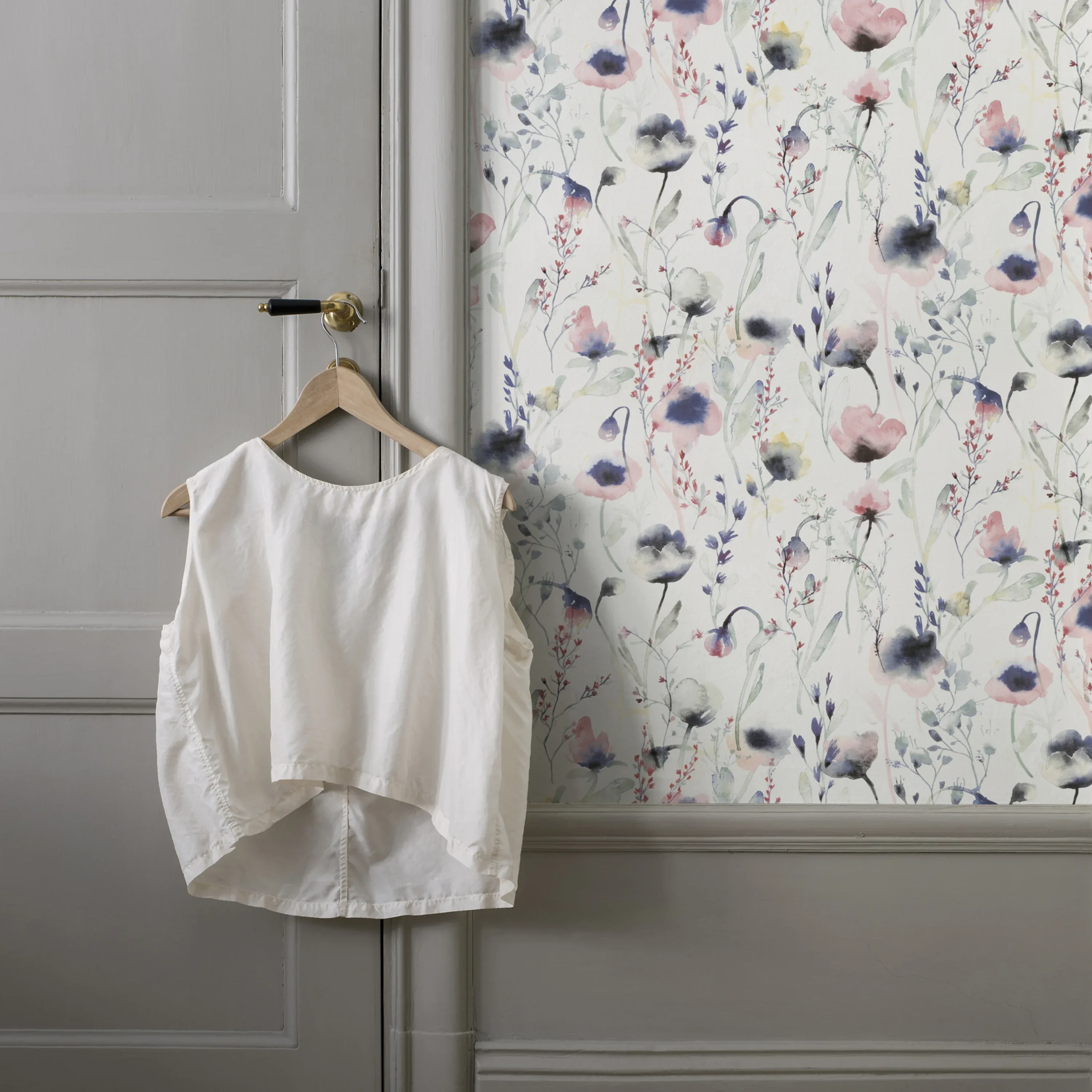 Sandberg Lo in Multi wallpaper (226-34)