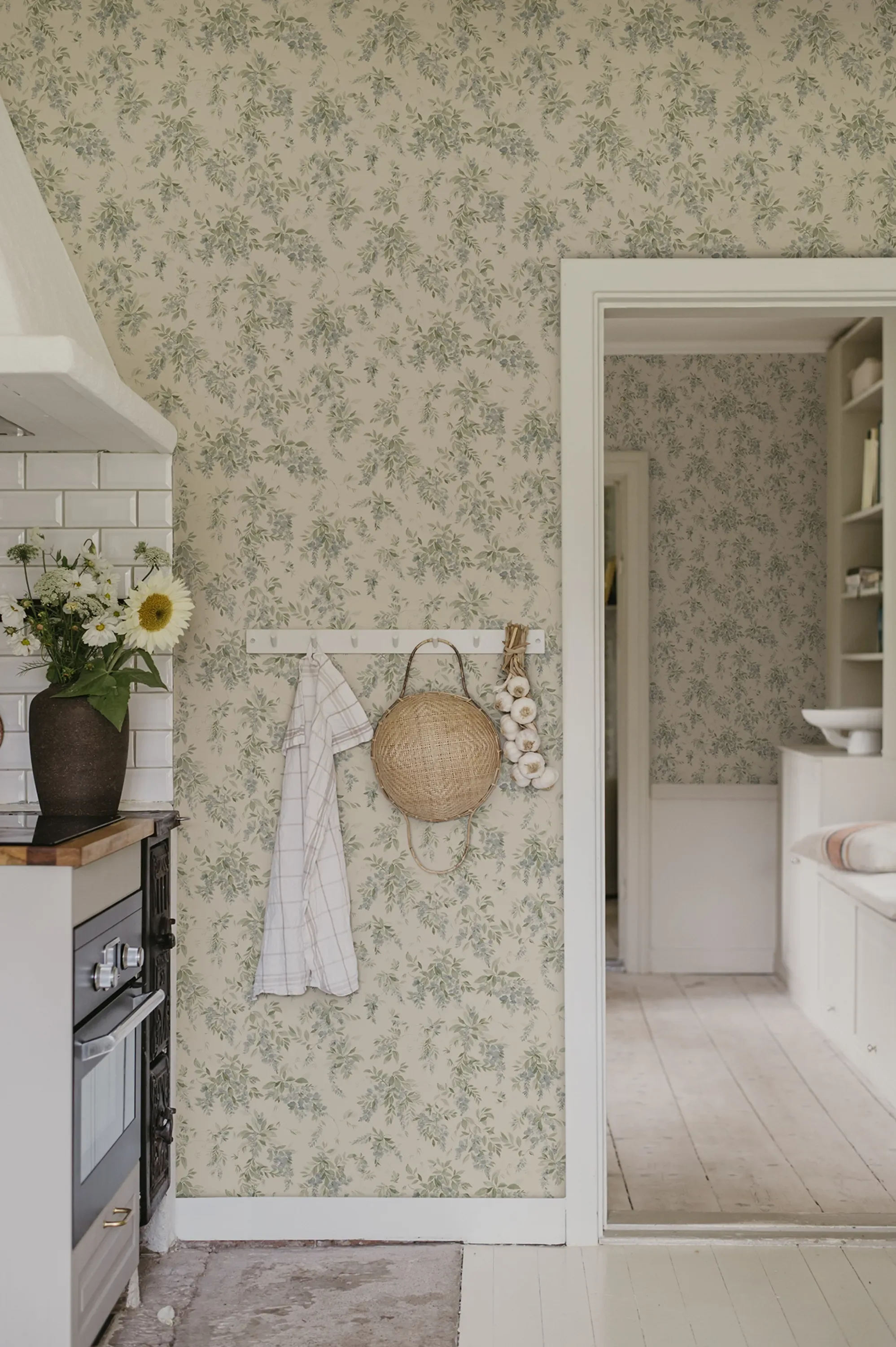 Sandberg Lovisa in Blue wallpaper (S10507)