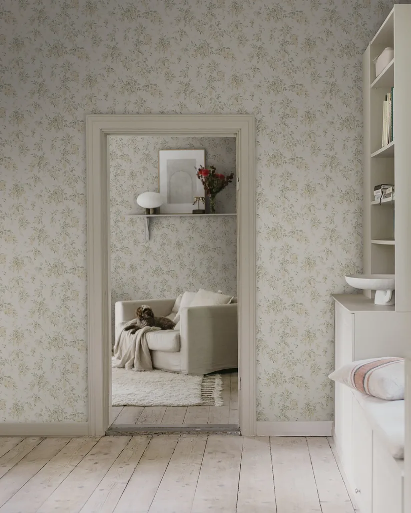 Sandberg Lovisa in Spring Green wallpaper (S10505)