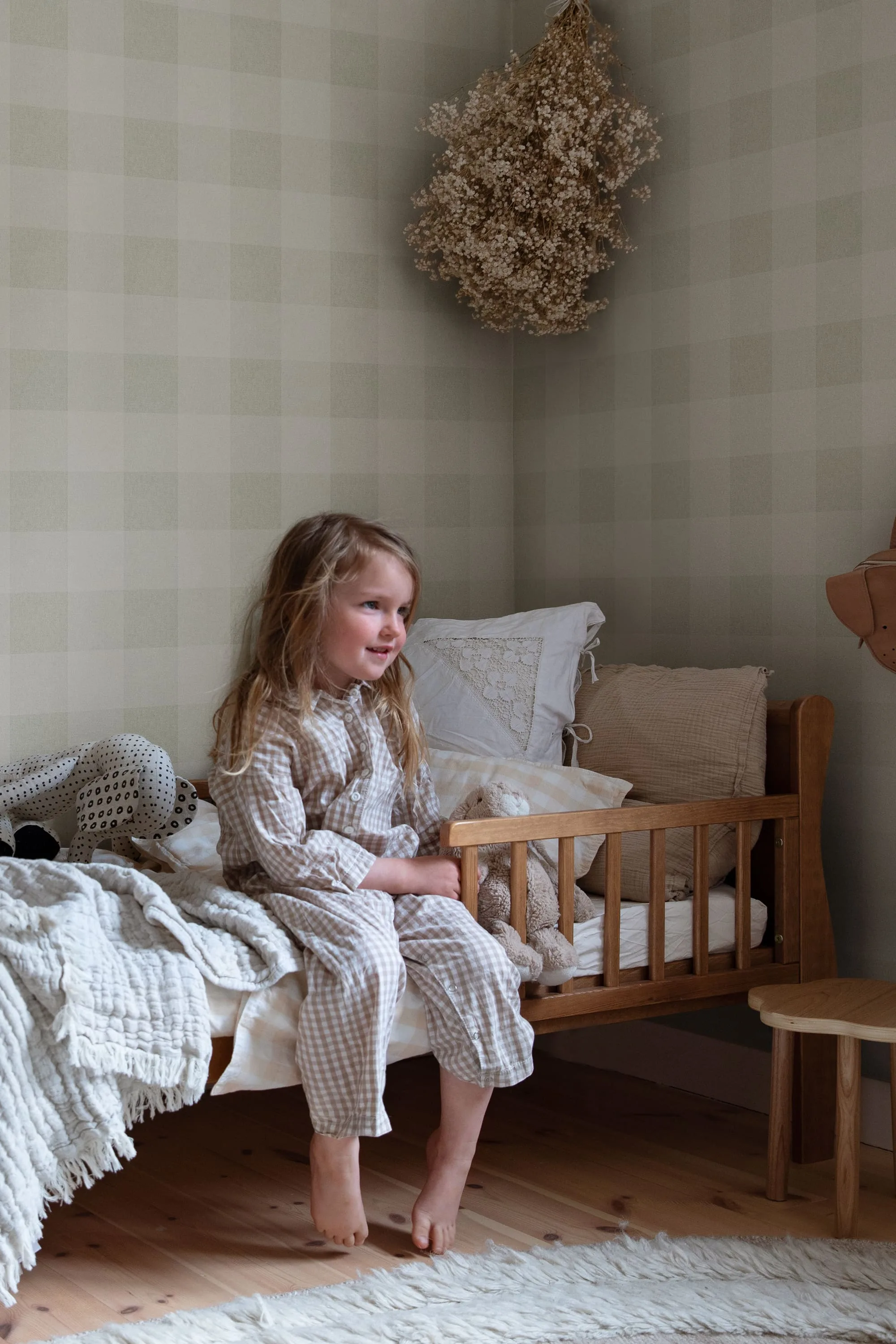 Sandberg Lykke in Spring Green wallpaper (S10228)