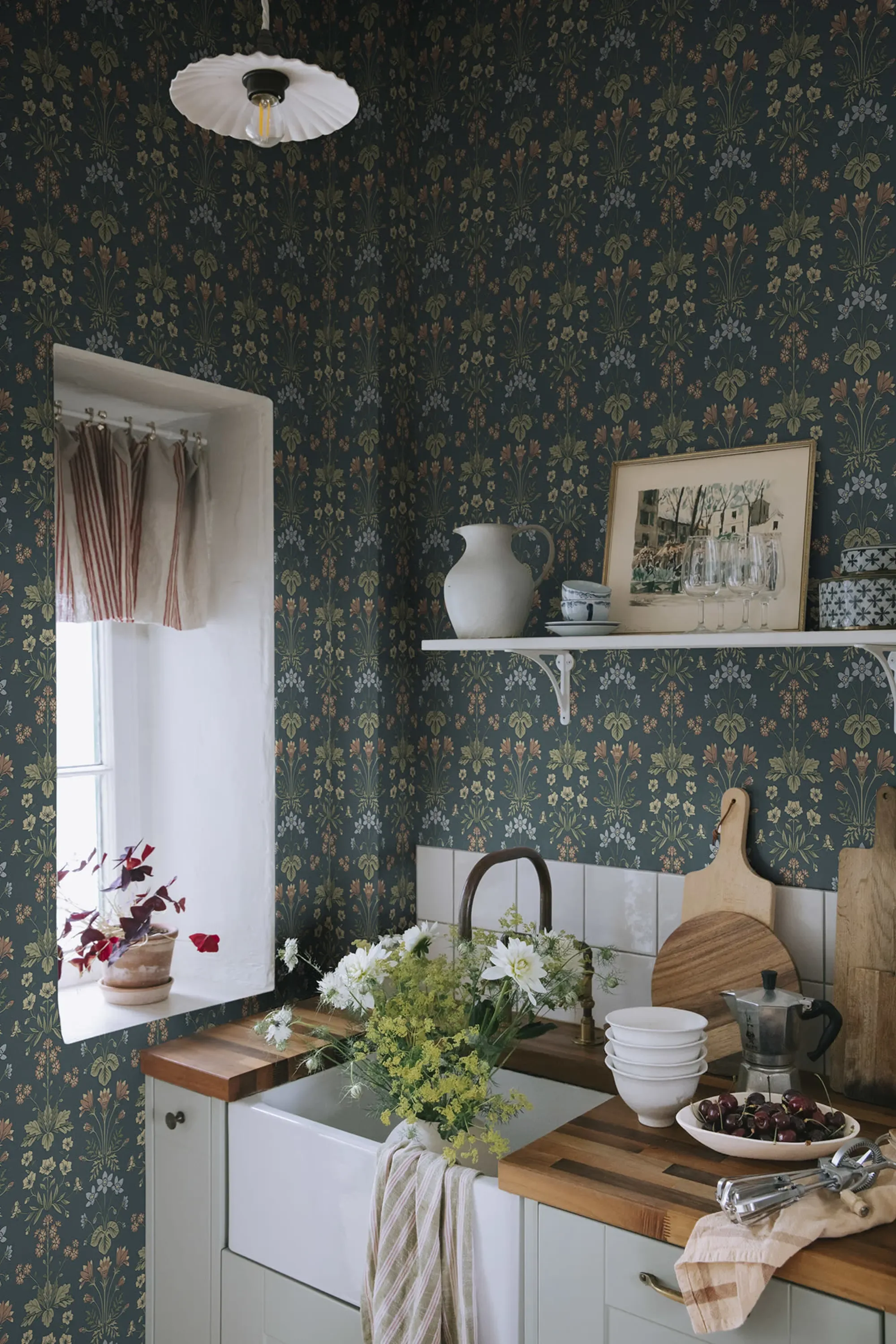 Sandberg Maj in Midnight Blue wallpaper (S10477)