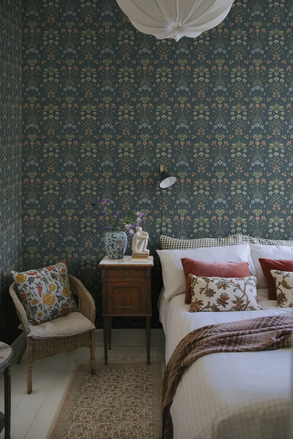 Sandberg Maj in Midnight Blue wallpaper (S10477)