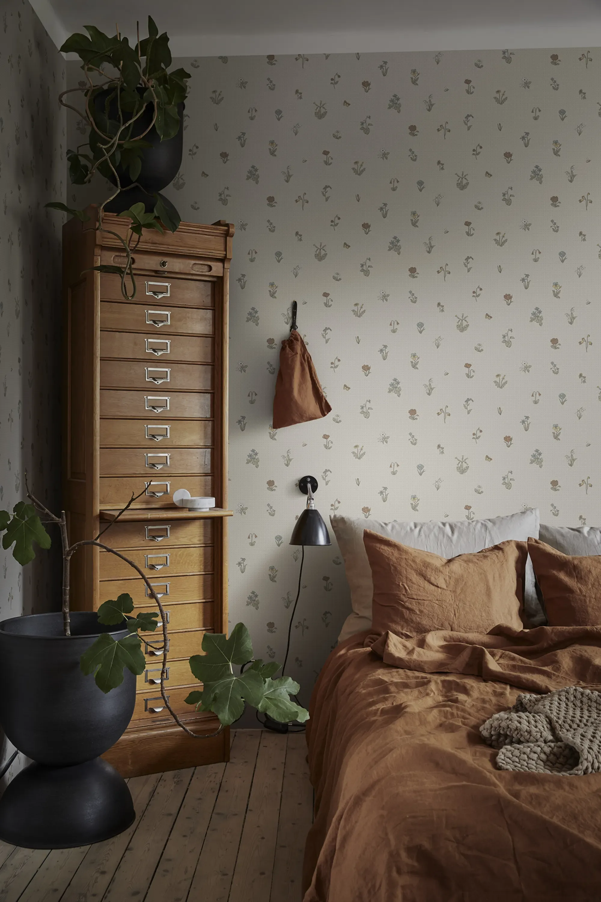 Sandberg Maja in Clay wallpaper (841-19)