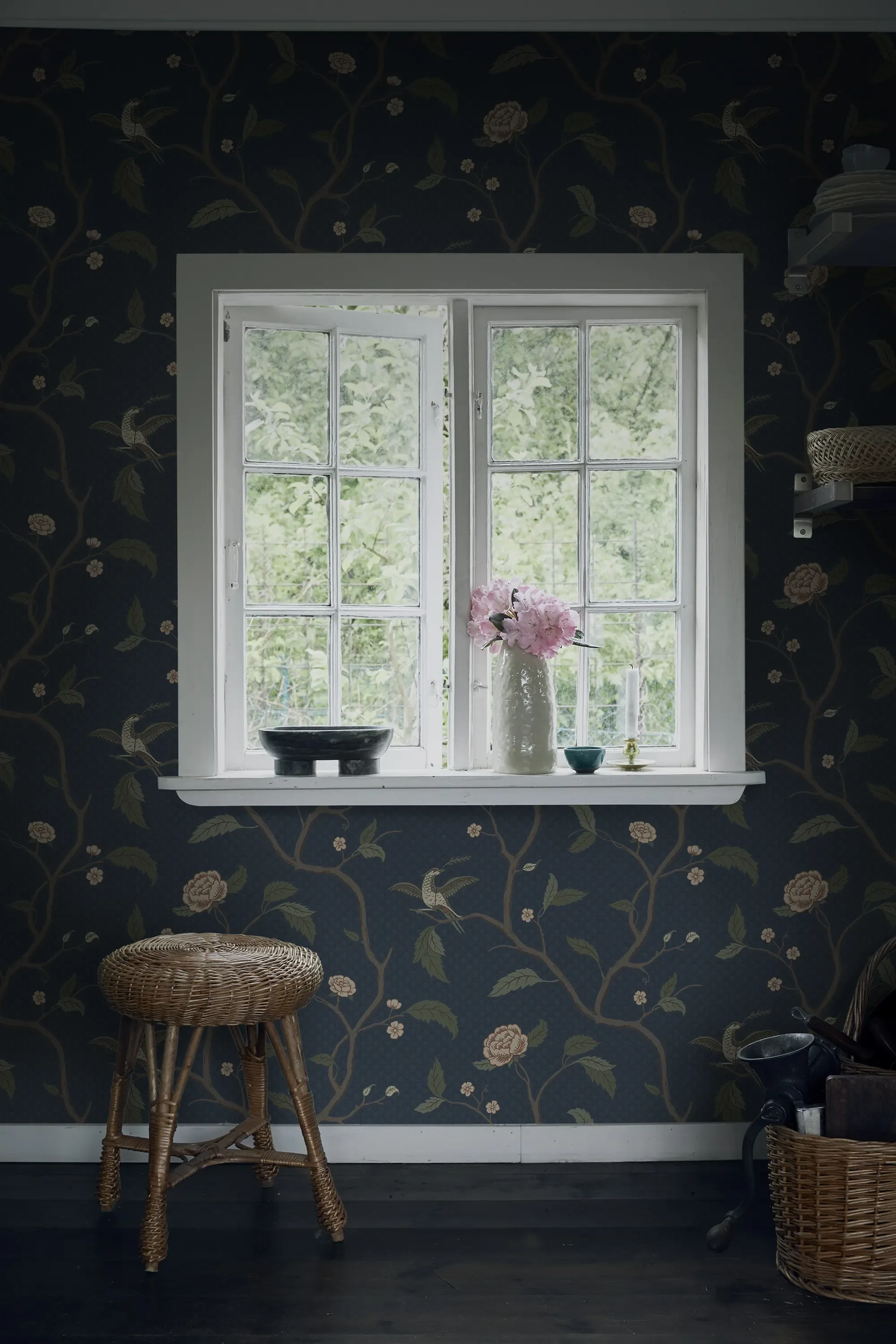 Sandberg Marianne in Midnight Blue wallpaper (S10233)