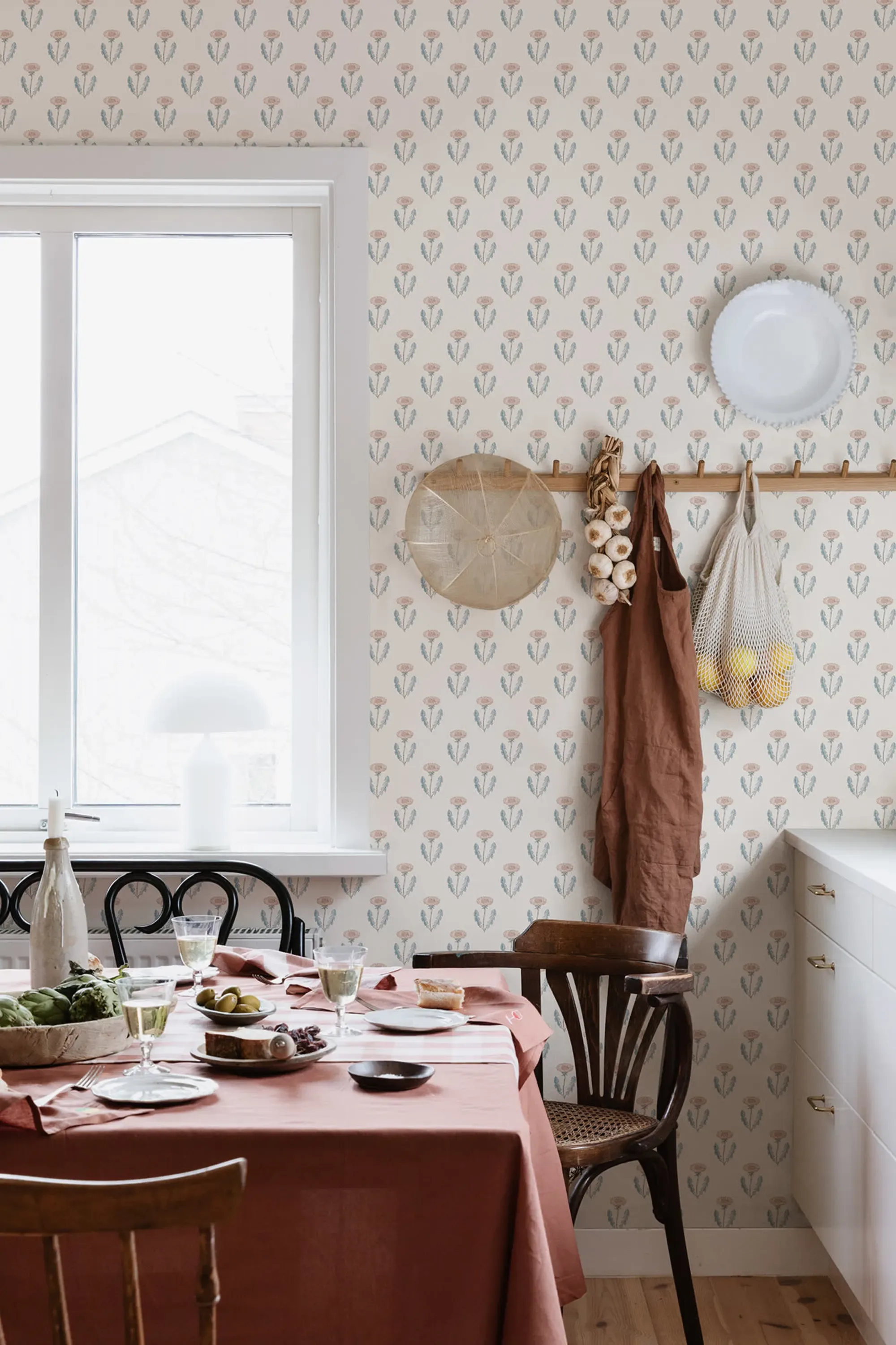 Sandberg Maskrosen in Pink wallpaper (S10139)