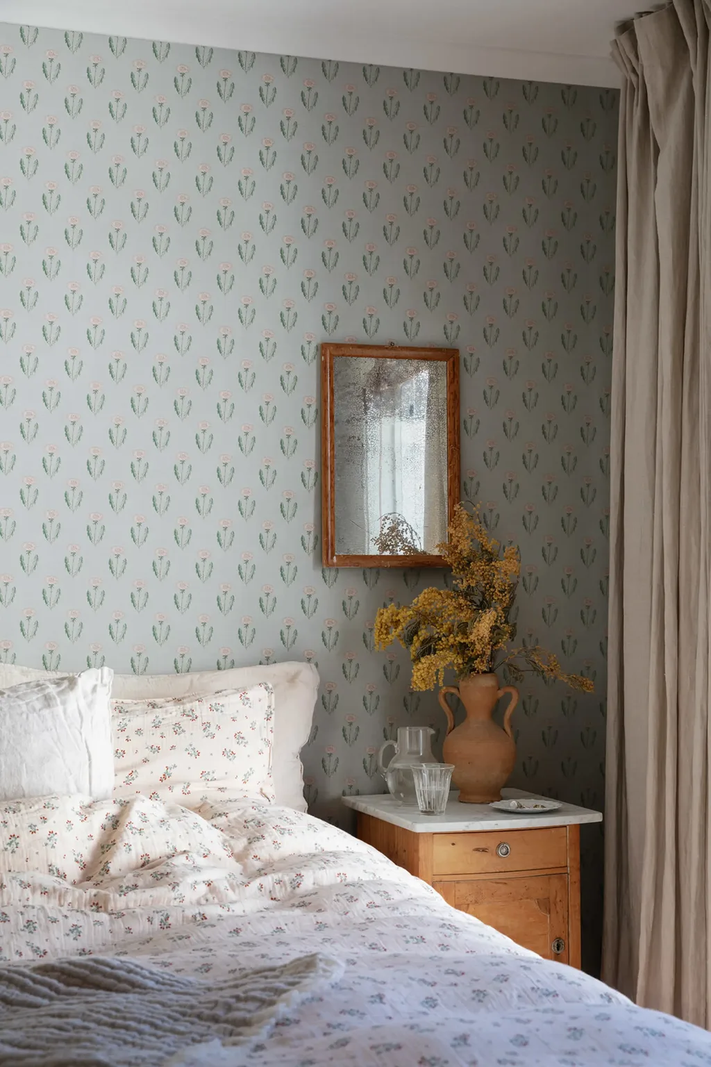 Sandberg Maskrosen in Soft Blue wallpaper (S10138)