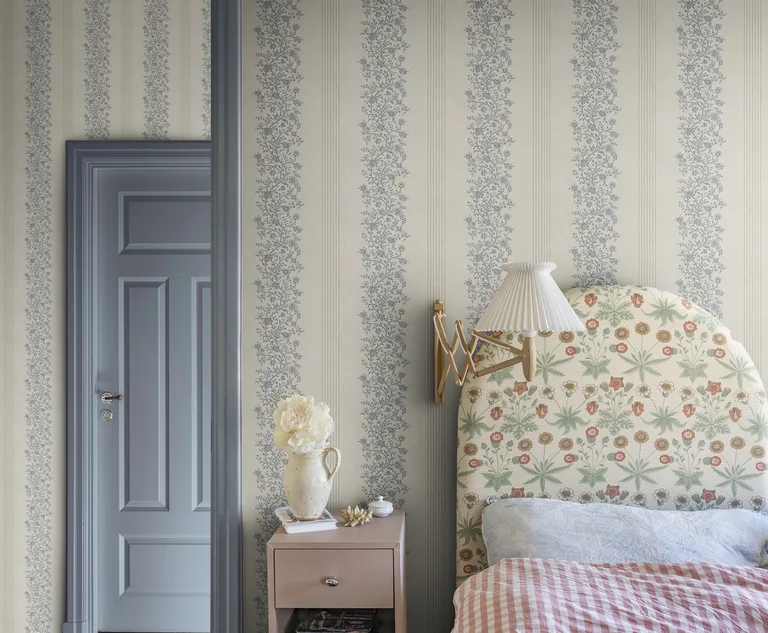Sandberg Natalie in Blue wallpaper (S10823)