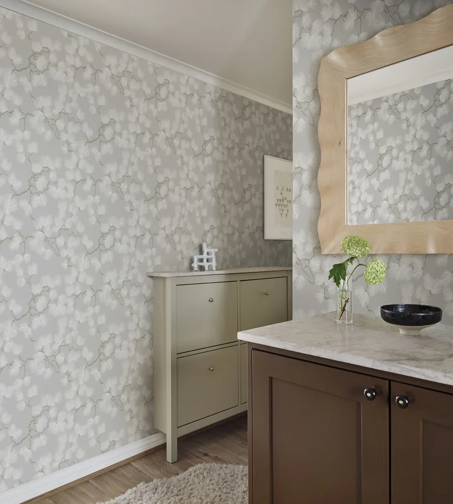 Sandberg Pine in Gray wallpaper (804-21)