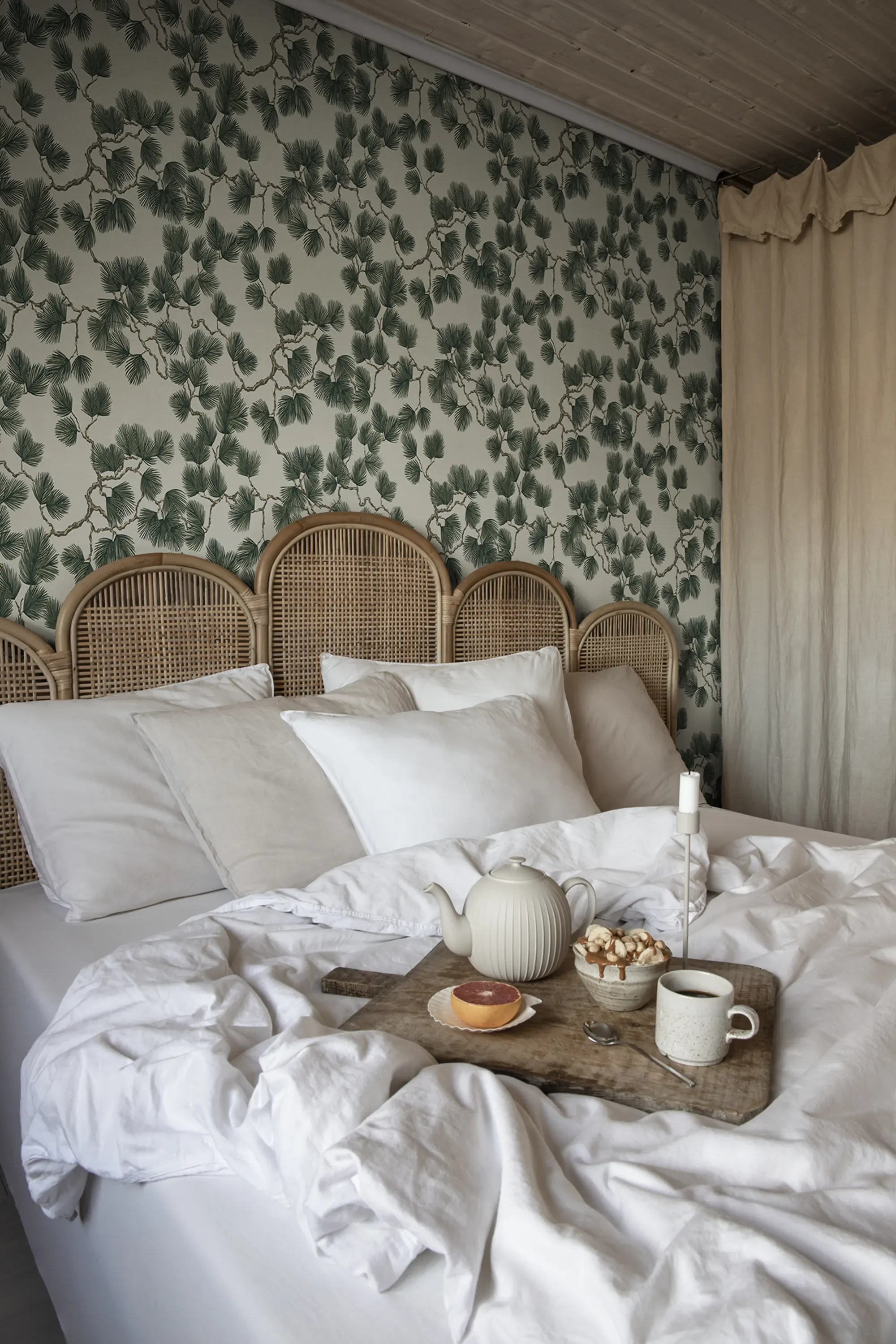 Sandberg Pine in Green wallpaper (804-78)