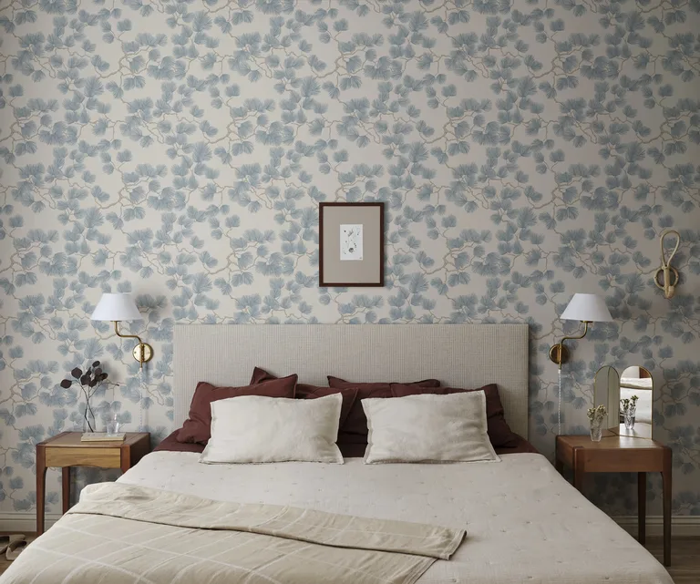 Sandberg Pine in Misty Blue wallpaper (S10328)