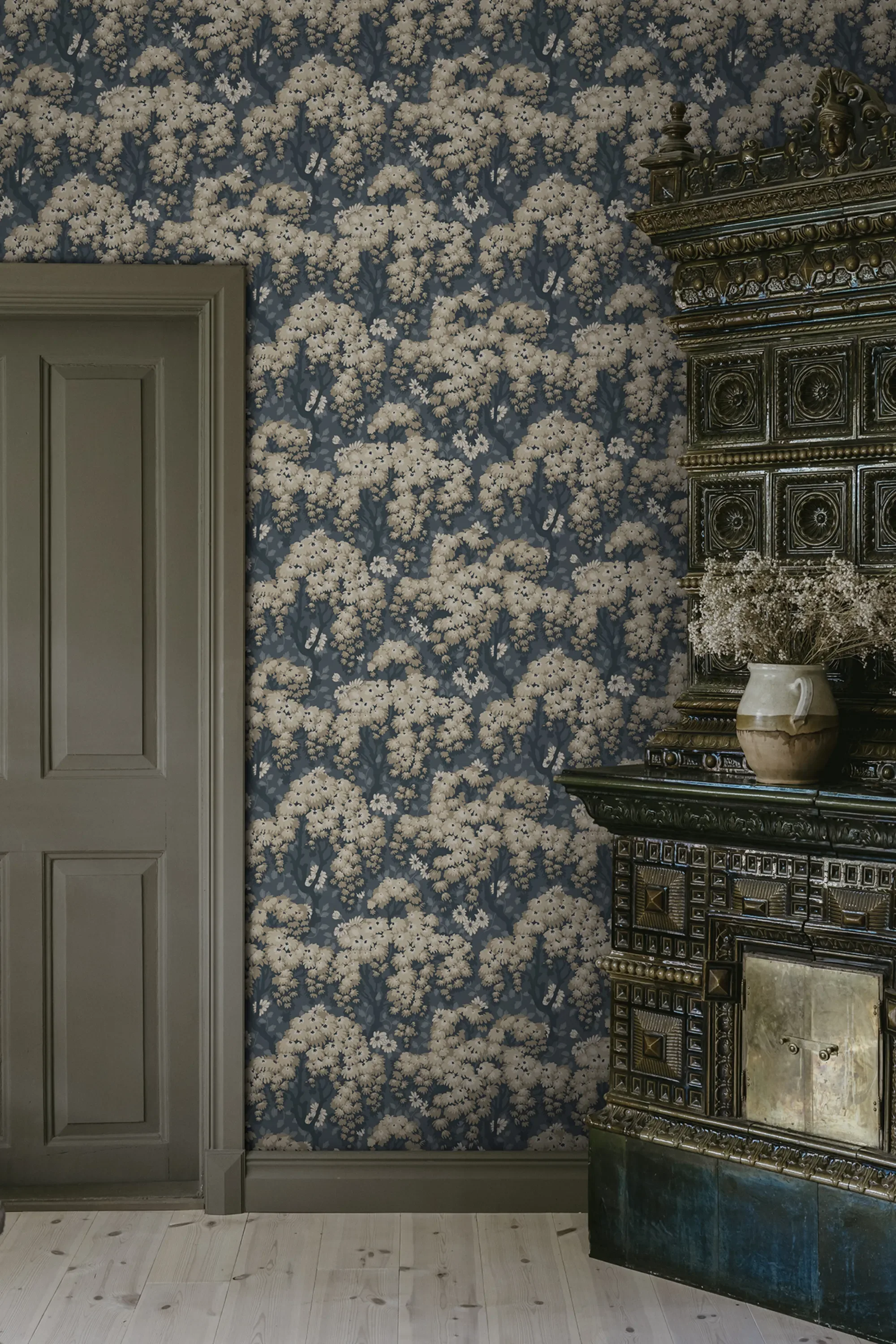 Sandberg Ragnvi in Midnight Blue wallpaper (S10566)