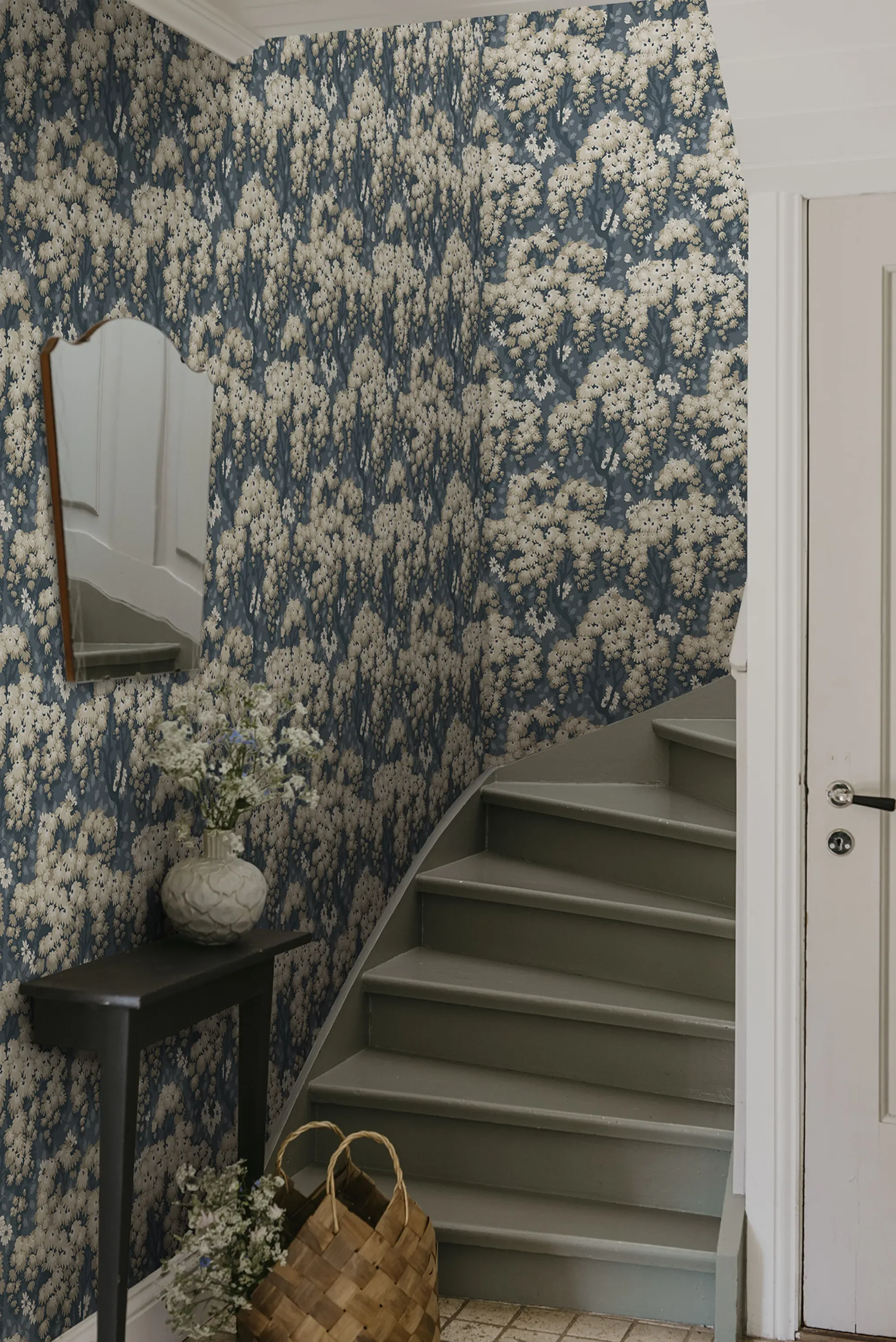 Sandberg Ragnvi in Midnight Blue wallpaper (S10566)