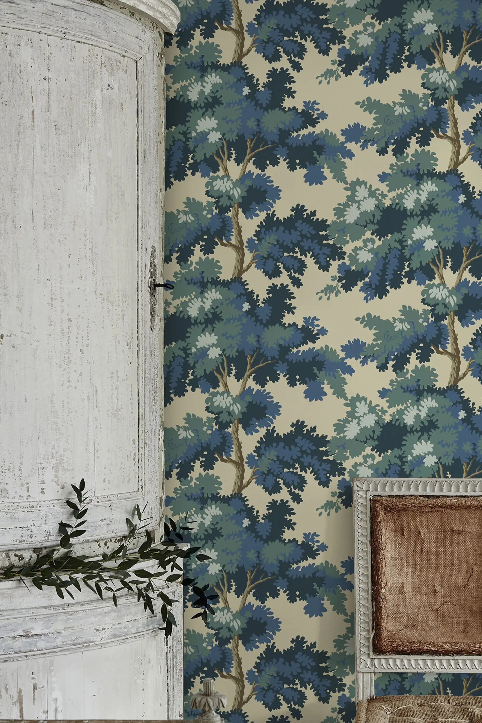 Sandberg Raphael in Blue wallpaper (444-66)