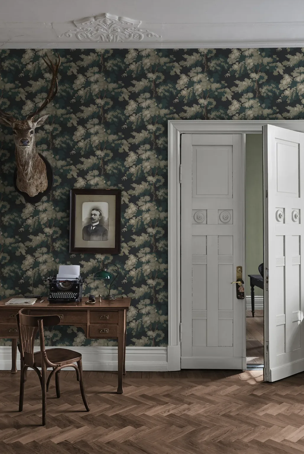 Sandberg Raphael in Charcoal wallpaper (444-81)