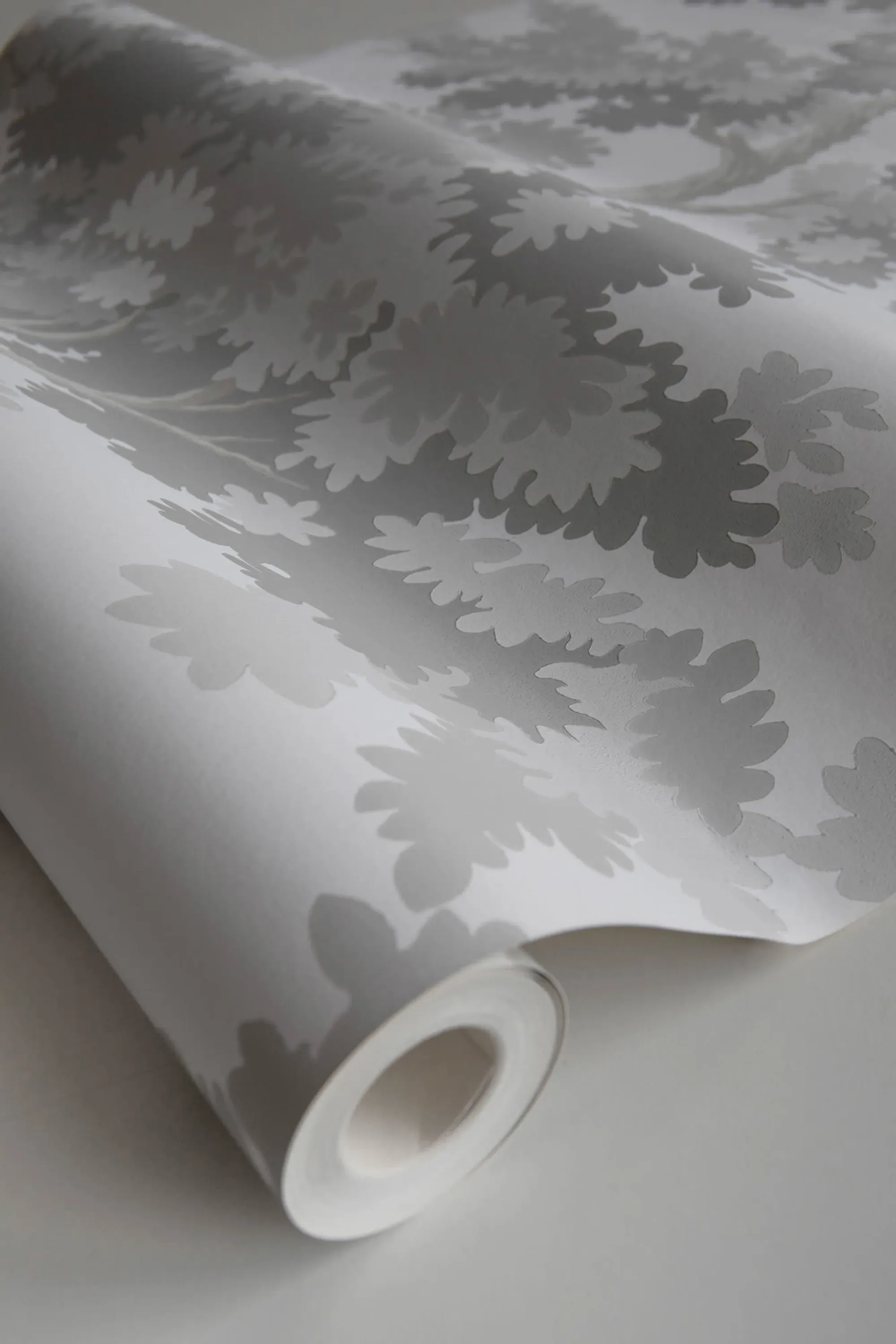 Sandberg Raphael in Gray wallpaper (444-31)