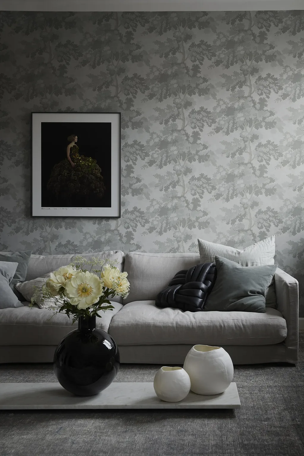 Sandberg Raphael in Gray wallpaper (444-31)