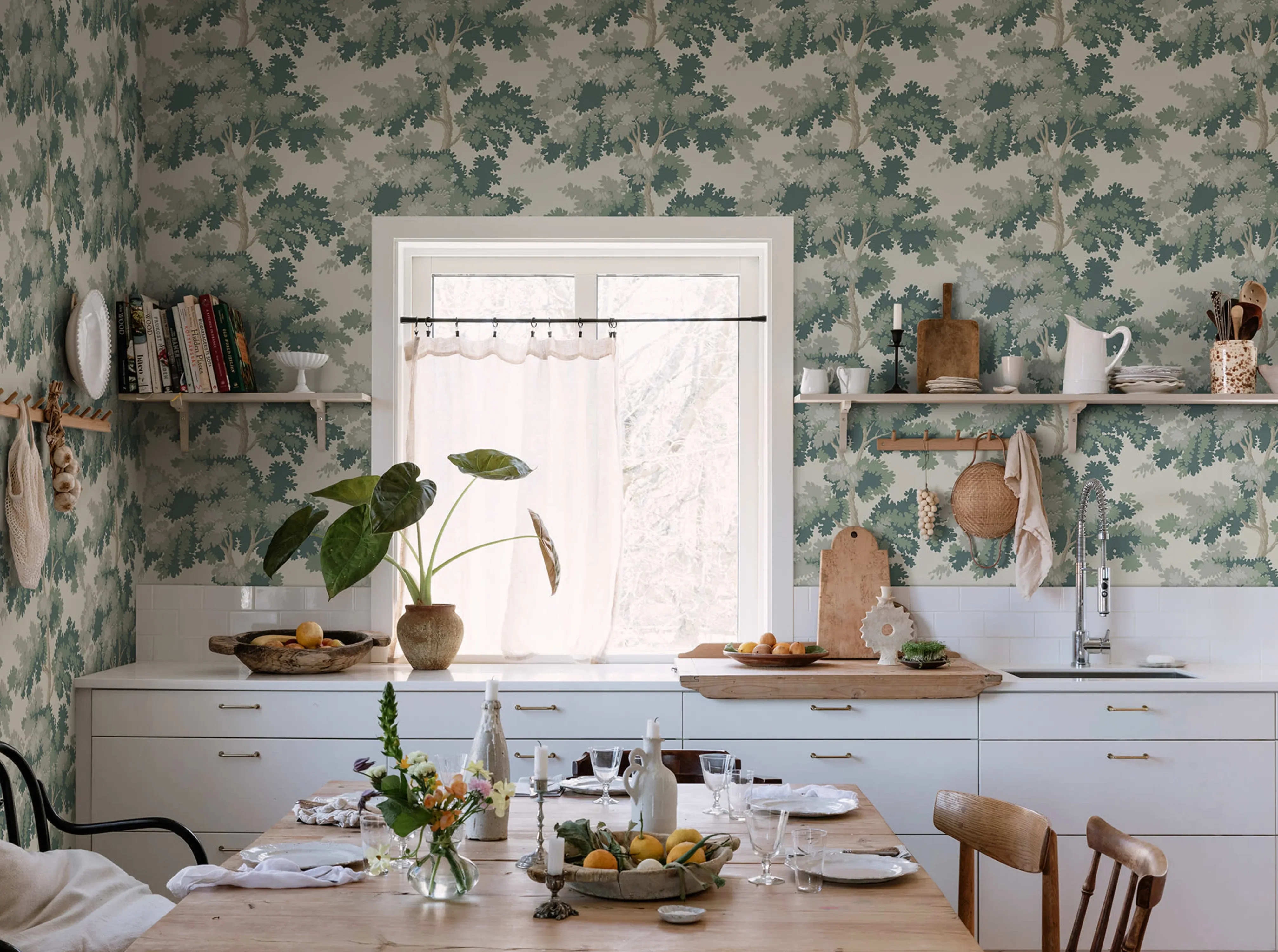 Sandberg Raphael in Green wallpaper (444-58)