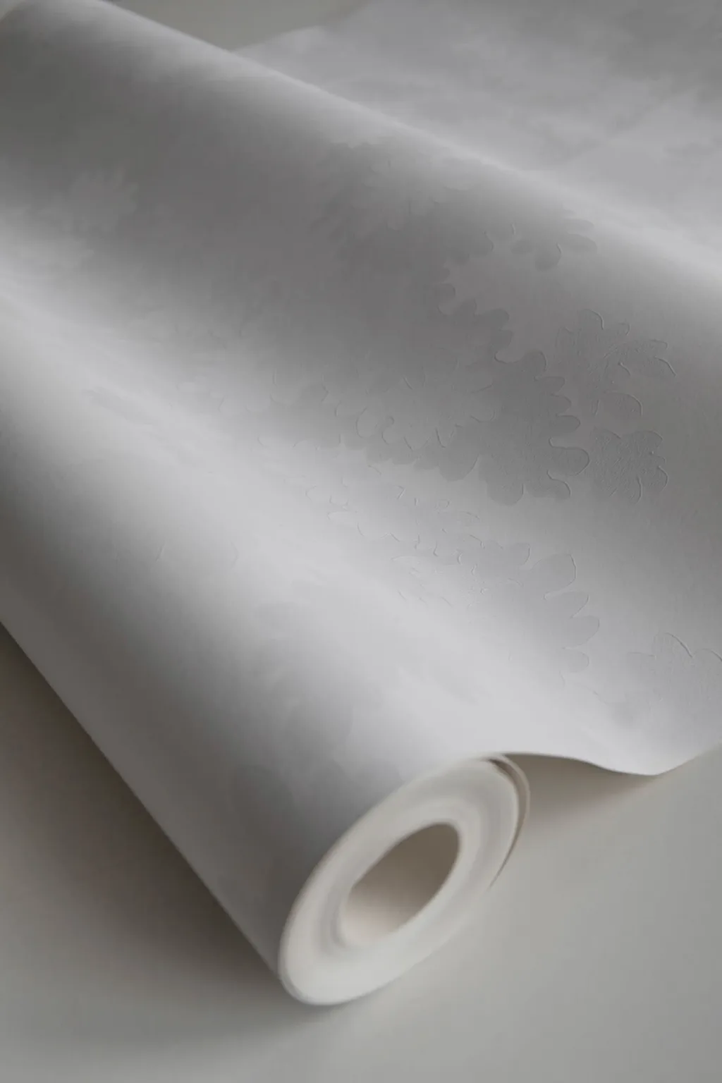 Sandberg Raphael in White wallpaper (444-11)