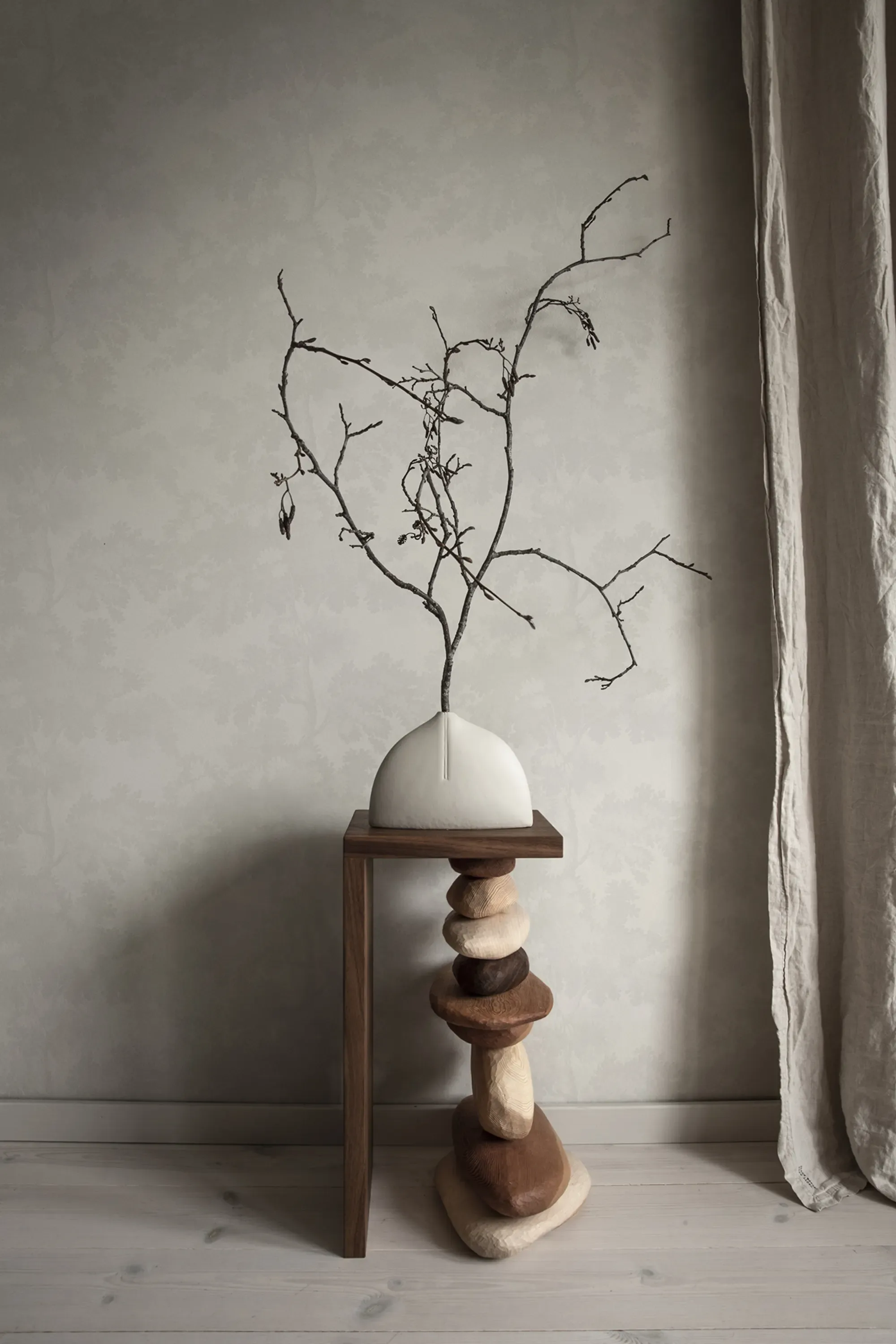 Sandberg Raphael in White wallpaper (444-11)