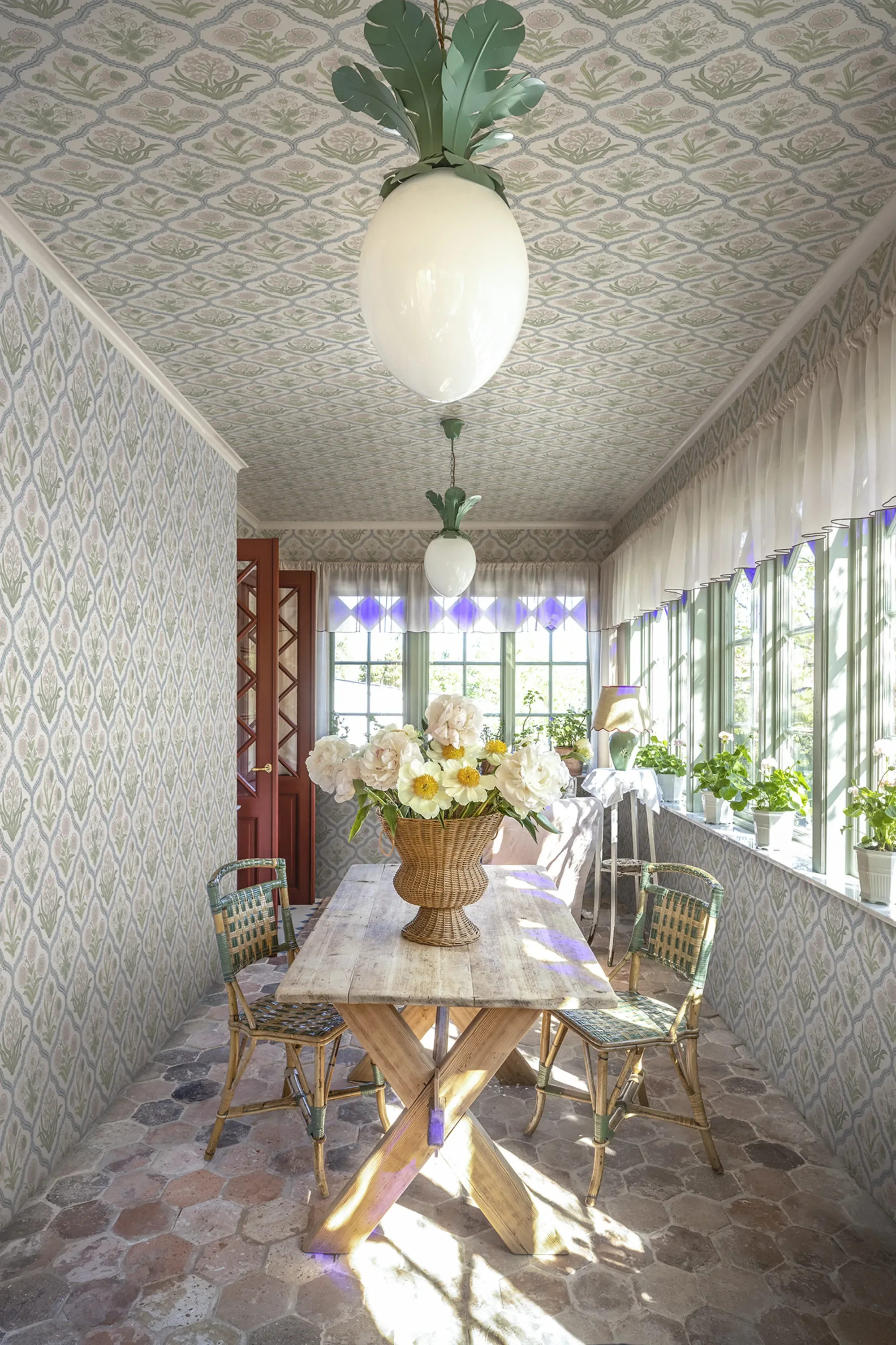 Sandberg Rosa in Pastel wallpaper (S10827)