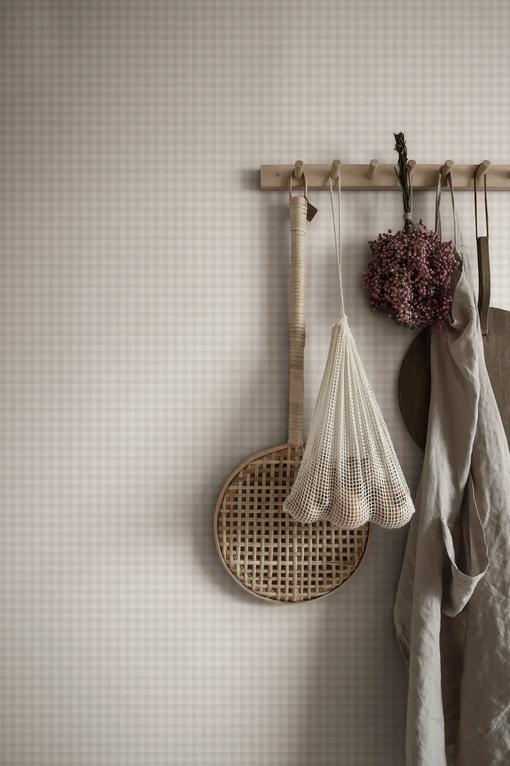 Sandberg Ruta in Blush wallpaper (S10317)