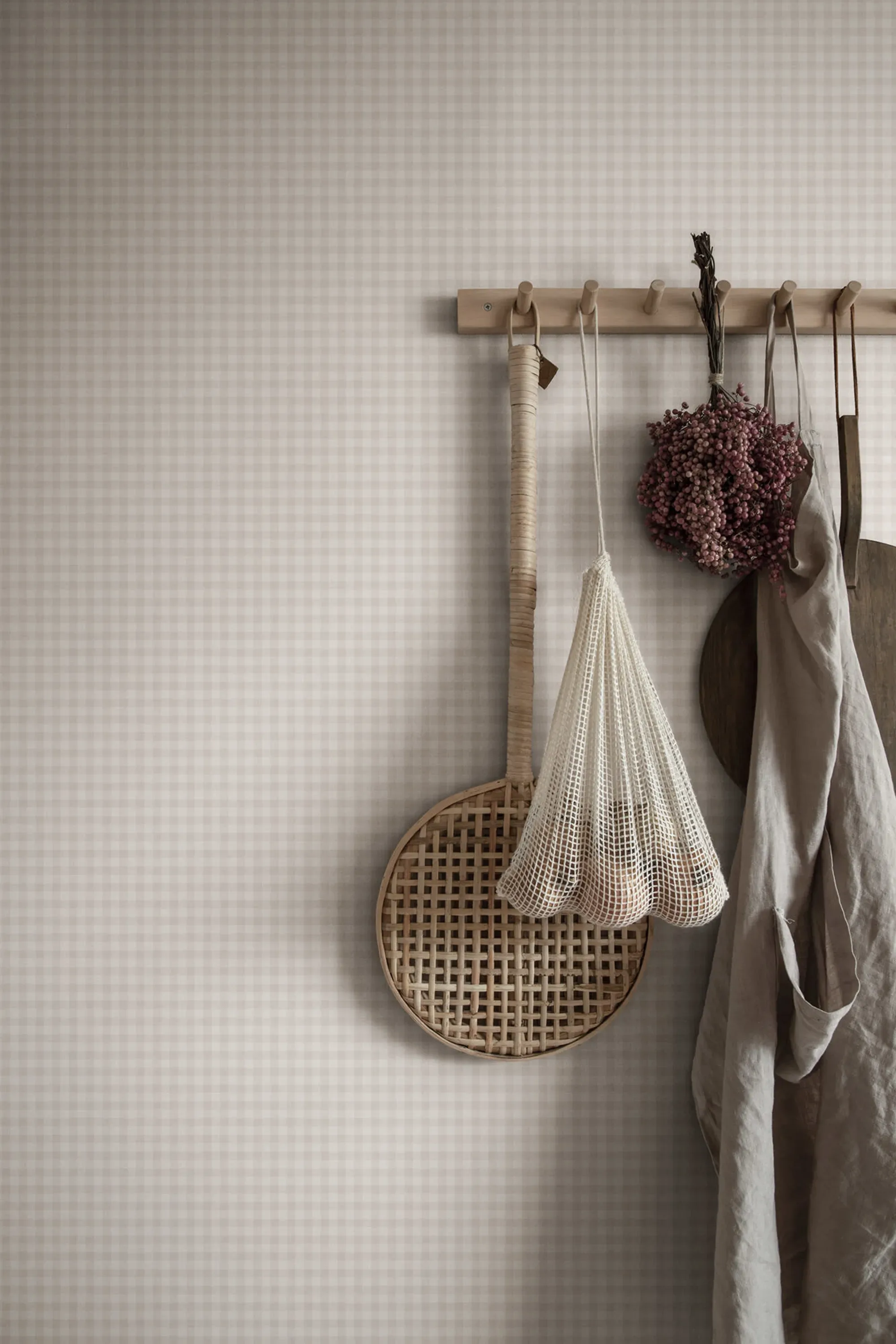 Sandberg Ruta in Blush wallpaper (S10317)