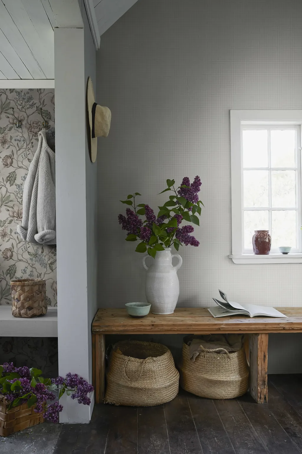 Sandberg Ruta in Gray wallpaper (S10316)