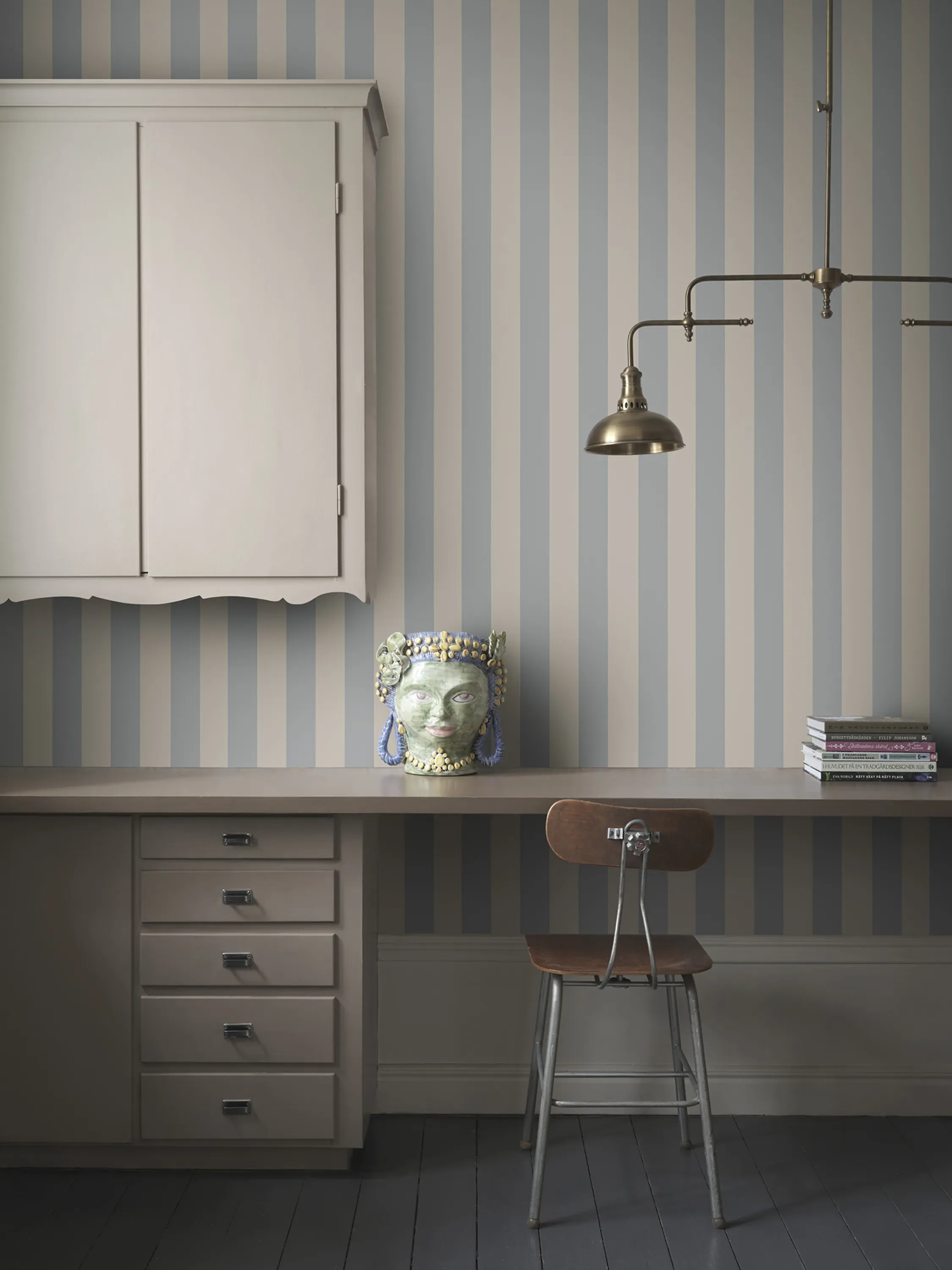 Sandberg Sam in Light Blue wallpaper (S10697)